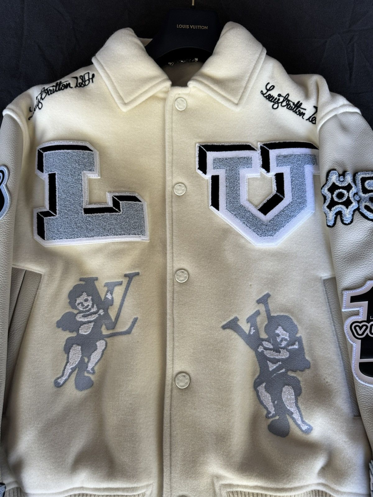 Louis Vuitton 2022 Louis Vuitton LV AS Patches Mix Leather Varsity Blouson Size US L / EU 52-54 / 3 - 4 Thumbnail