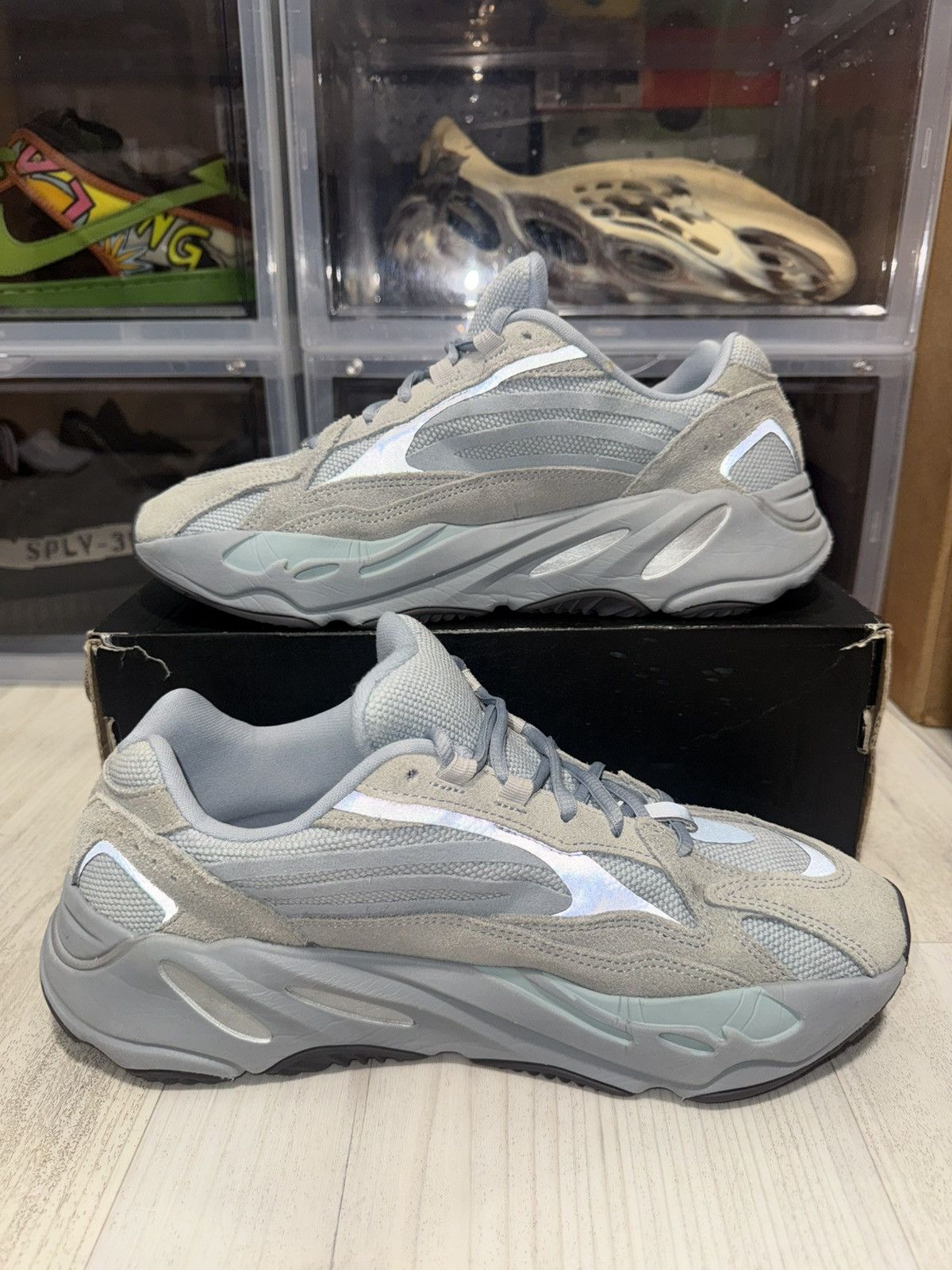 Adidas × Kanye West Adidas Yeezy 700 V2 Hospital Blue Size US 9.5 / EU 42-43 - 3 Thumbnail