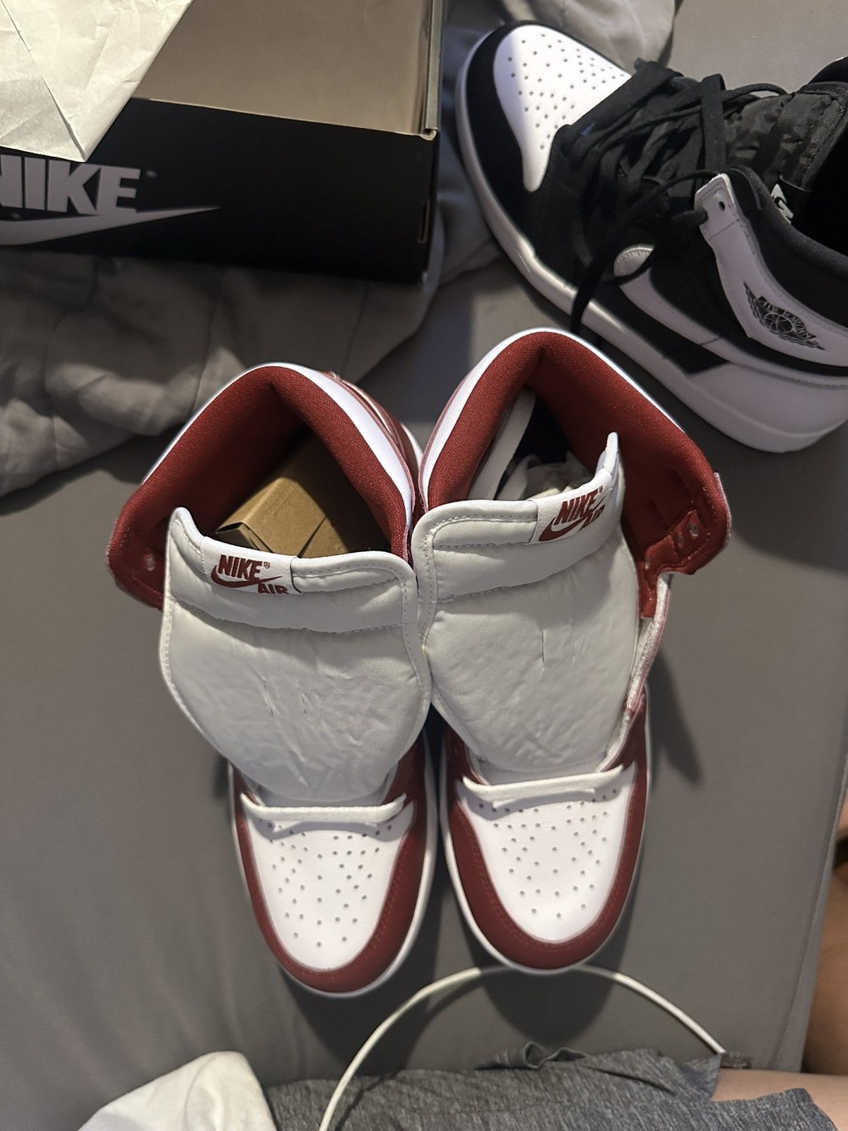 Nike Jordan 1 Retro High OG Team Red/White Size US 8.5 / EU 41-42 - 5 Thumbnail