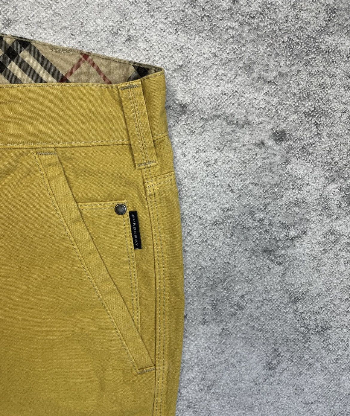 Burberry Vintage 90s Burberry nova check Brit Lightwash Denim Jeans Size US 32 / EU 48 - 5 Thumbnail