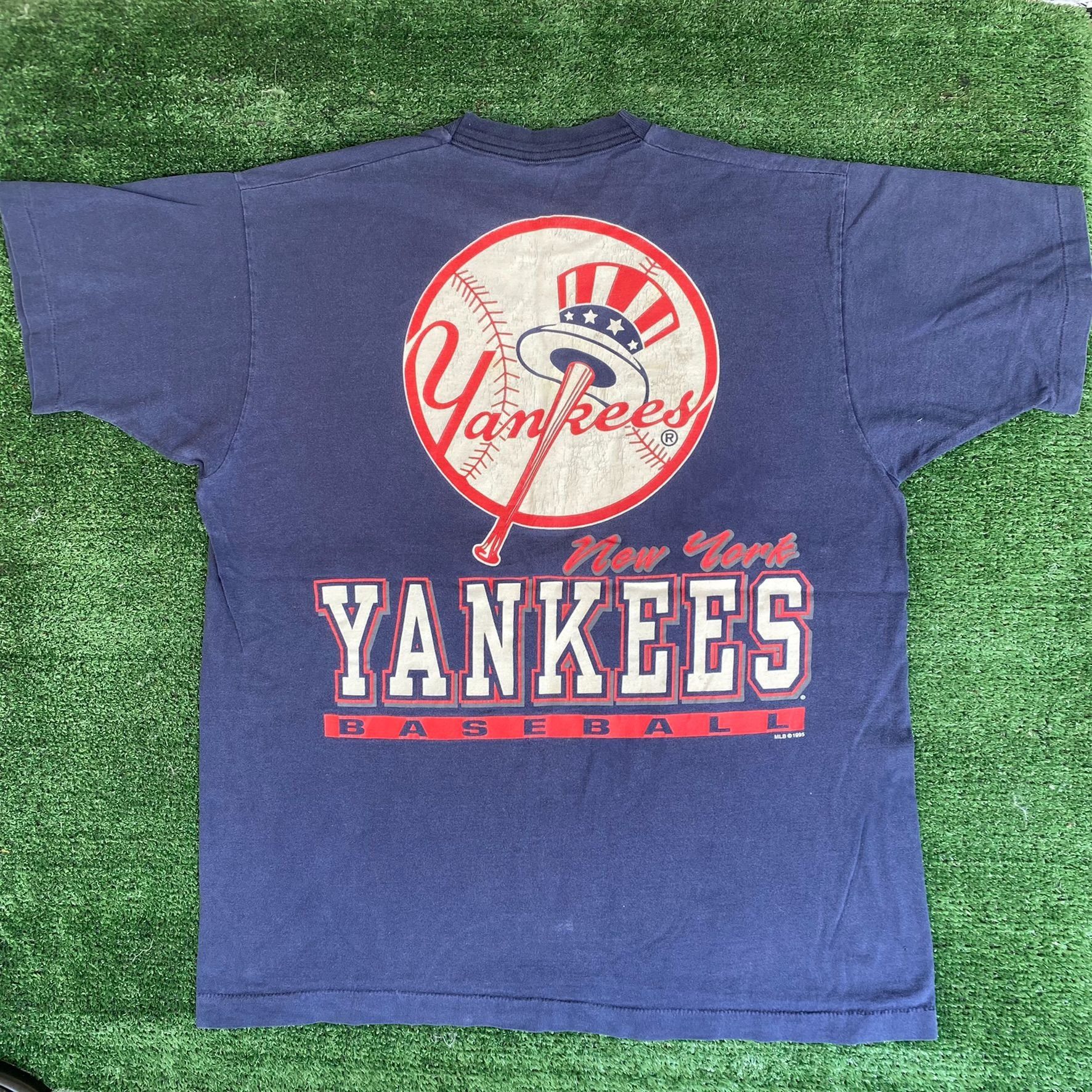 New York Yankees Vintage 90s New York Yankees Shirt NY MLB Baseball Navy Tee Size US XL / EU 56 / 4 - 1 Thumbnail