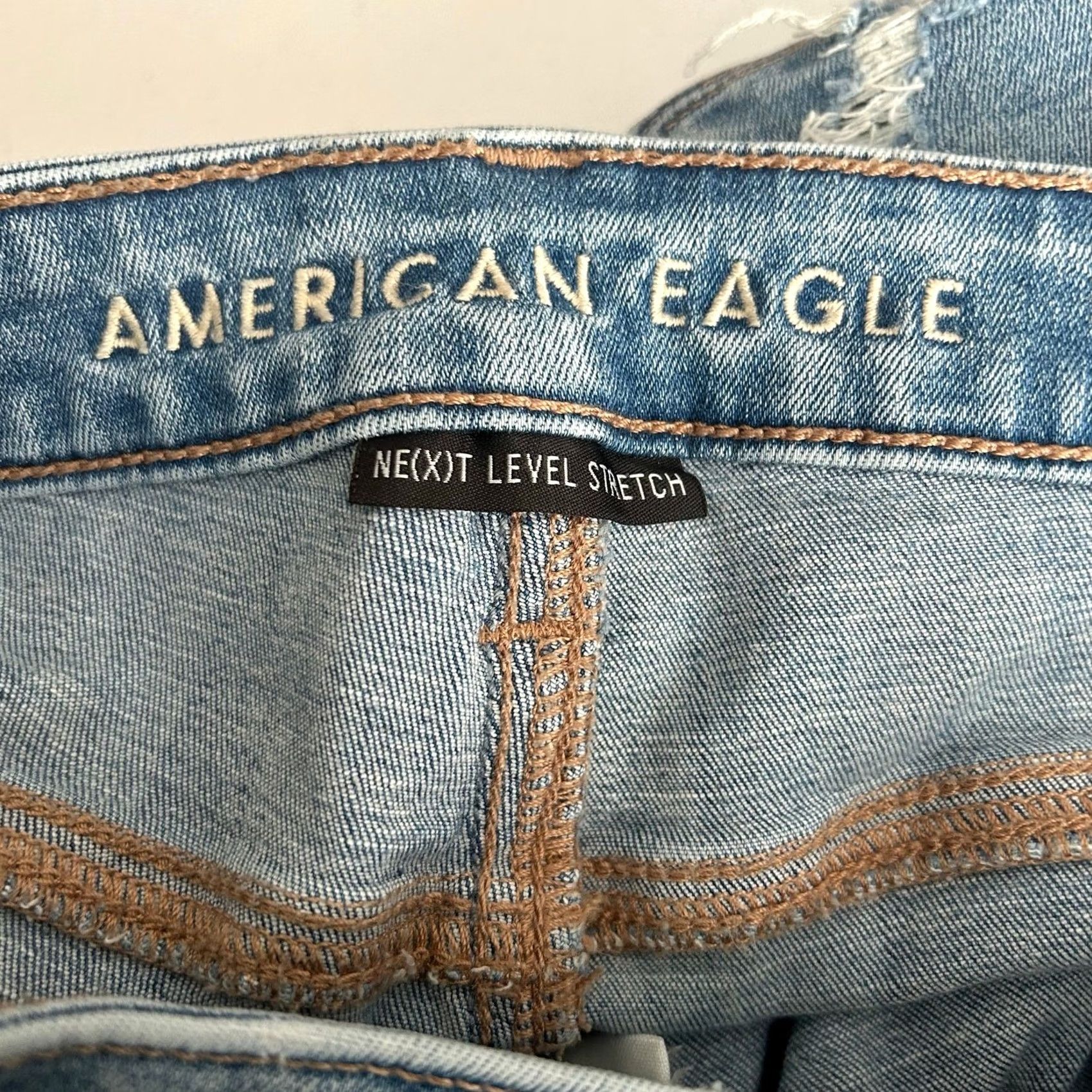 American Eagle Outfitters American Eagle Womens Jeans Blue Denim High Rise Jegging Distressed Thrashed 8S Capris Size 30" / US 8 / IT 44 - 4 Thumbnail