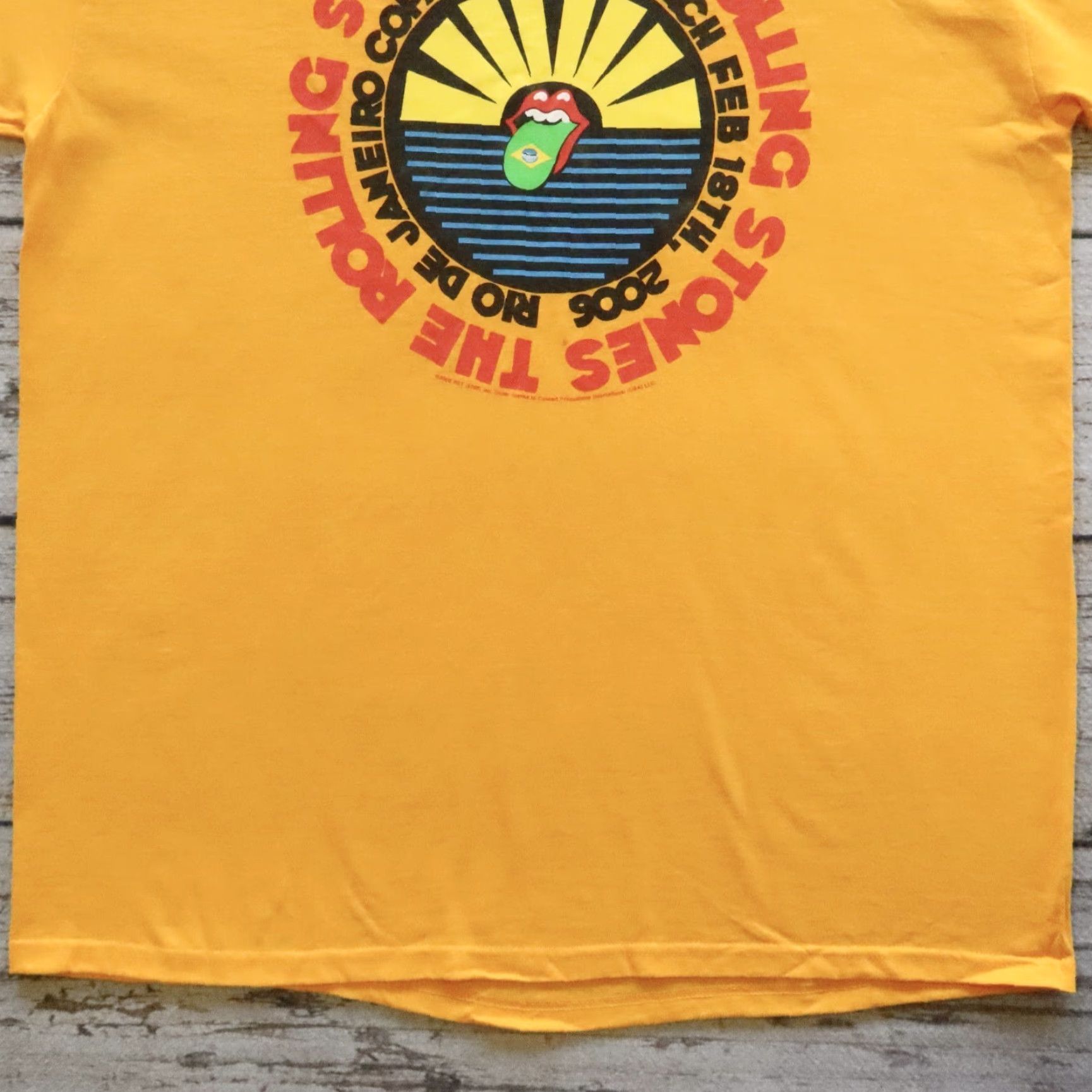 Vintage VINTAGE The Rolling Stones Rio De Janeiro Copacaban Beach Band Tshirt XL Yellow Mens Shirt Band 90s Size US XL / EU 56 / 4 - 3 Thumbnail