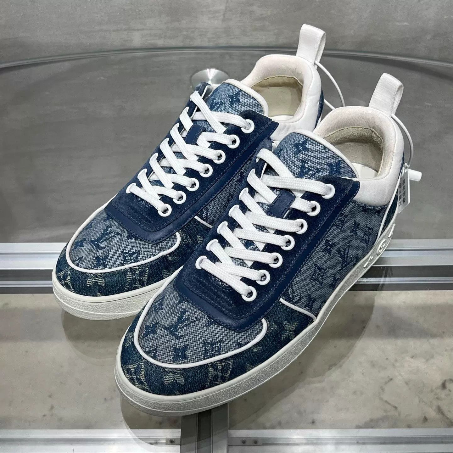 Louis Vuitton LV Blue Denim Monogram Sneaker UK3 / 37 Size US 6.5 / IT 36.5 - 2 Thumbnail