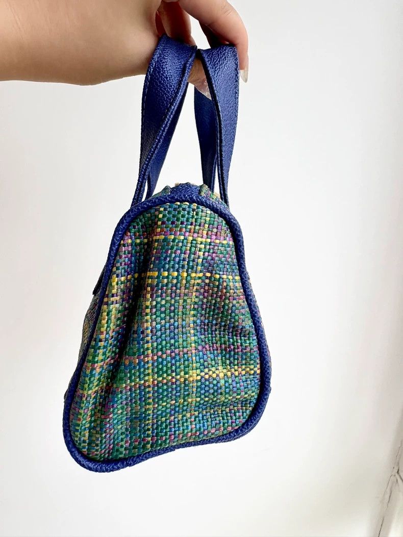 Vivienne Westwood Vivienne Westwood size os Green woven colored thread splici Size ONE SIZE - 4 Thumbnail