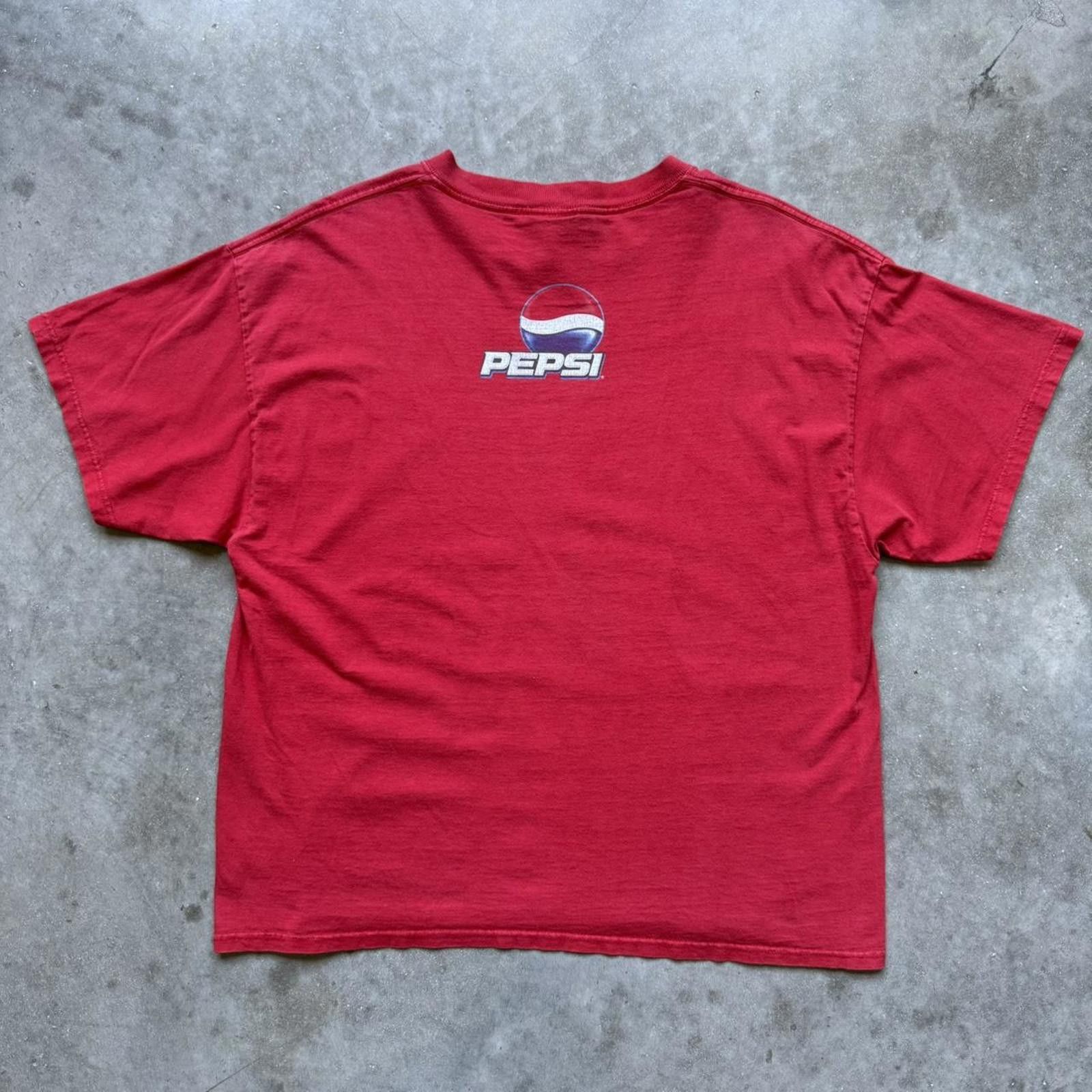 Reebok Reebok Miami Heat “Pepsi” 2000s Vintage Y2K Sports T-shirt Size US XL / EU 56 / 4 - 2 Thumbnail