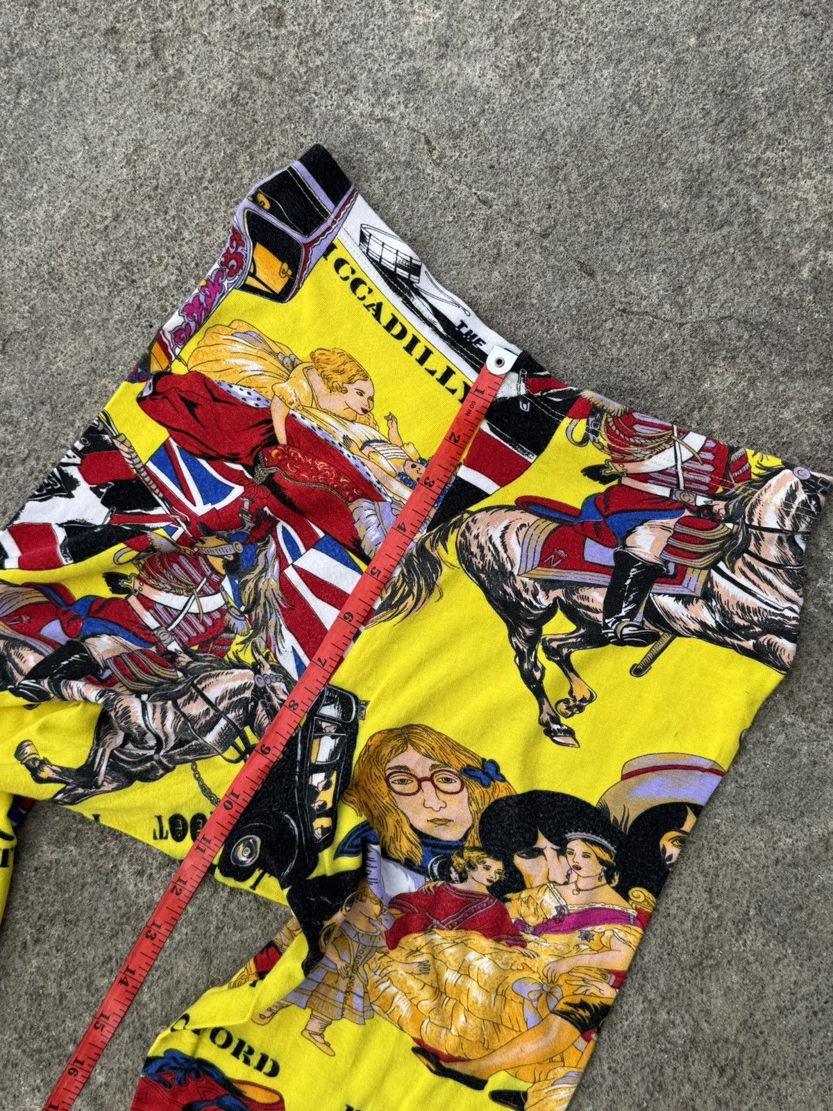 Versace 1990s Versace Leggings Pants Rock n Roll Royalty Size 28" / US 6 / IT 42 - 6 Thumbnail