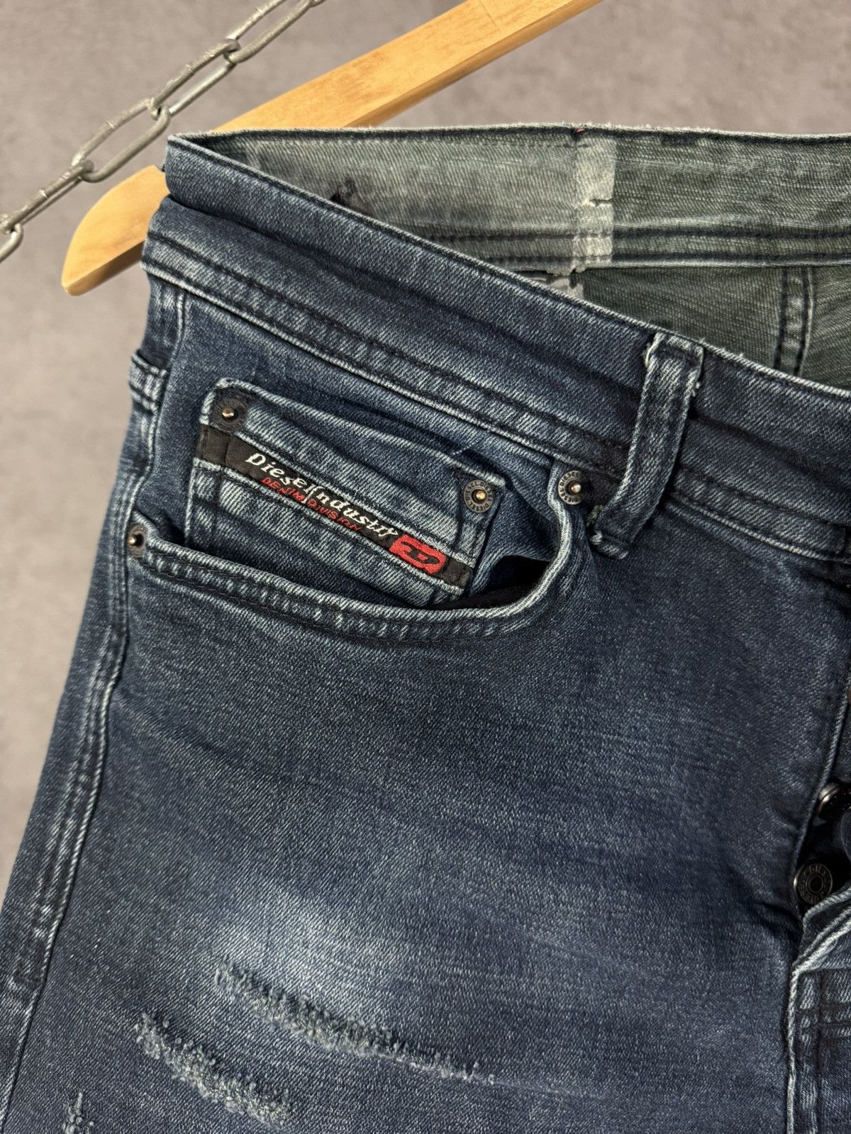 Diesel Diesel tepphar designer distressed denim jeans Size US 31 - 5 Thumbnail