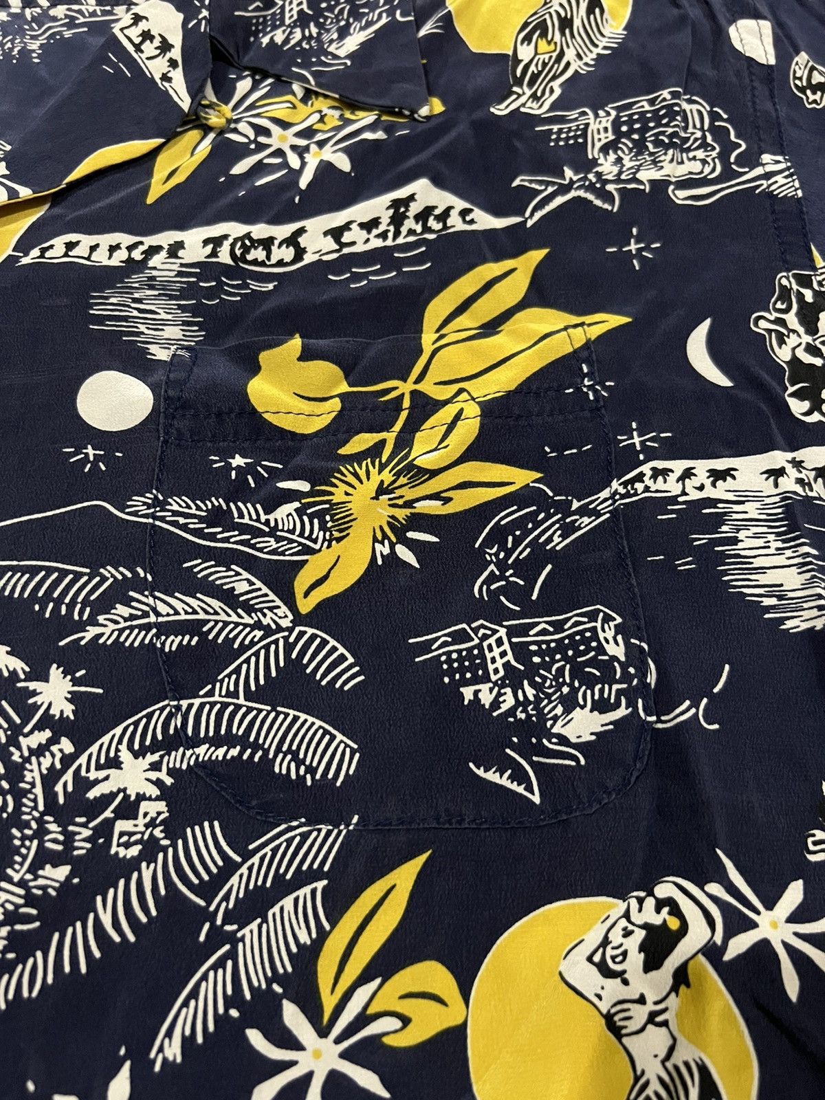 SikSilk Vintage 1960s "Hula Moon" Motif Avanti Silk Hawaiian Shirt Size US M / EU 48-50 / 2 - 3 Thumbnail