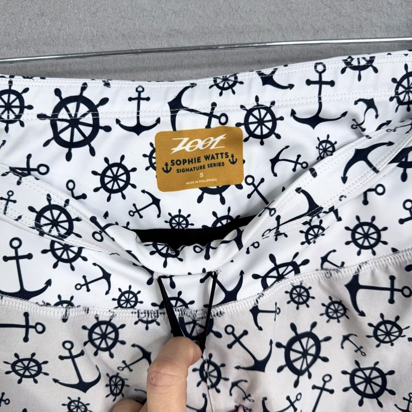Nautica Zoot Womens Small White Nautical Lined Running Athletic Shorts Sophie Watts Pockets Geometric Size 28" / US 6 / IT 42 - 2 Thumbnail