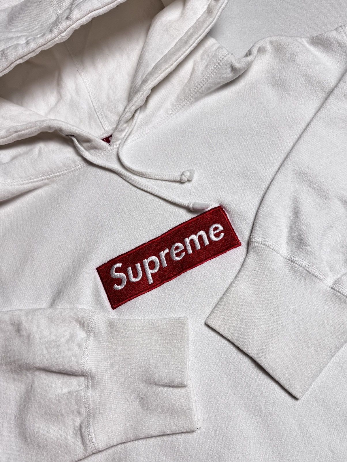 Supreme Supreme Red on White Box Logo Hoodie 2003 Size US XL / EU 56 / 4 - 2 Thumbnail
