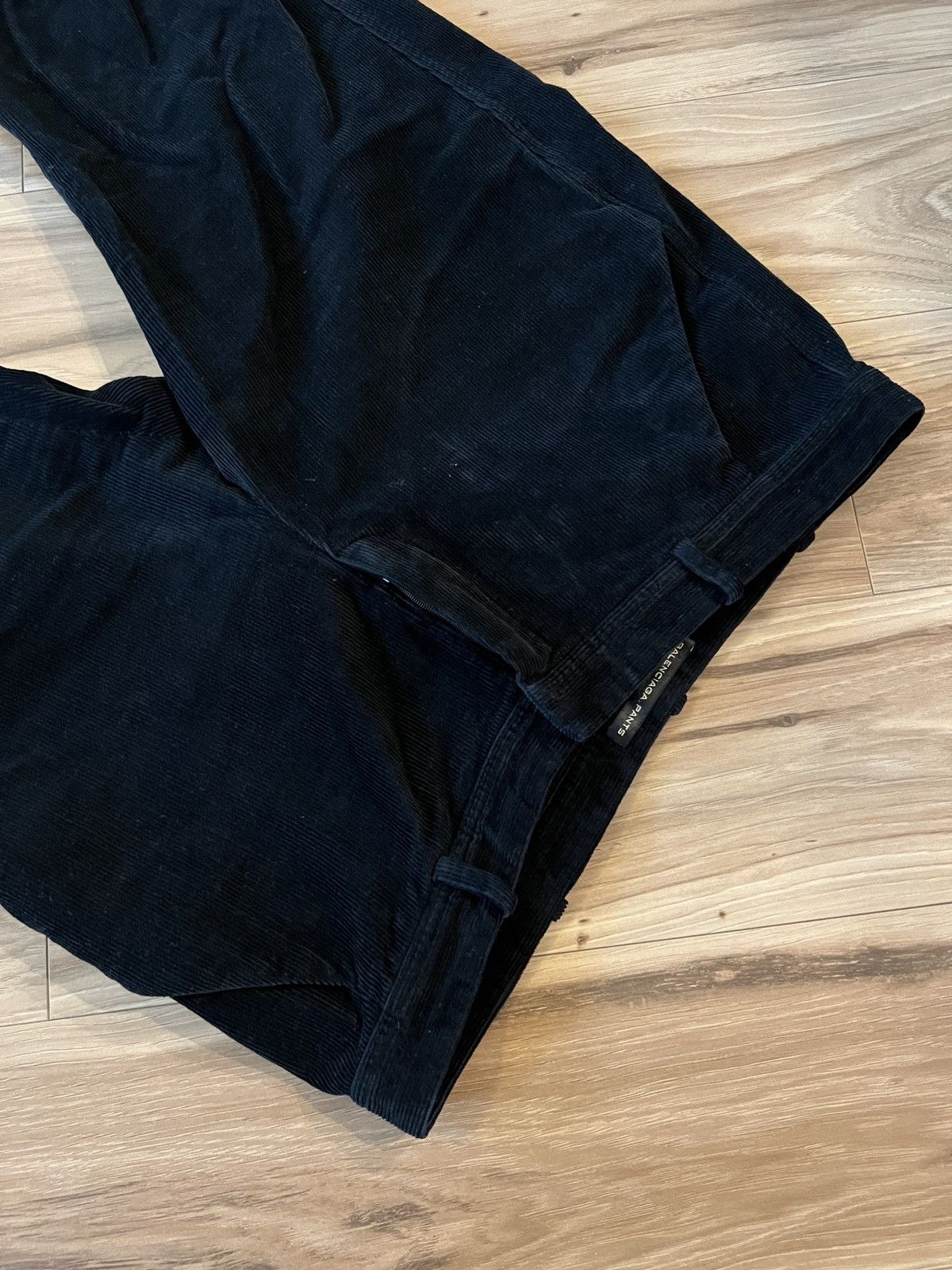 Balenciaga Balenciaga Corduroy Trousers Black Size US 33 - 2 Thumbnail