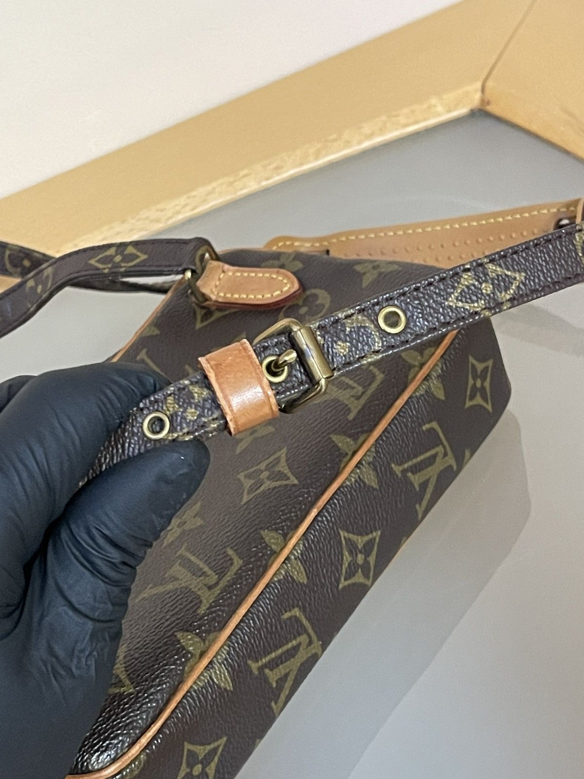 Louis Vuitton Luis Vuitton Marly Bandouliere Size ONE SIZE - 10 Thumbnail