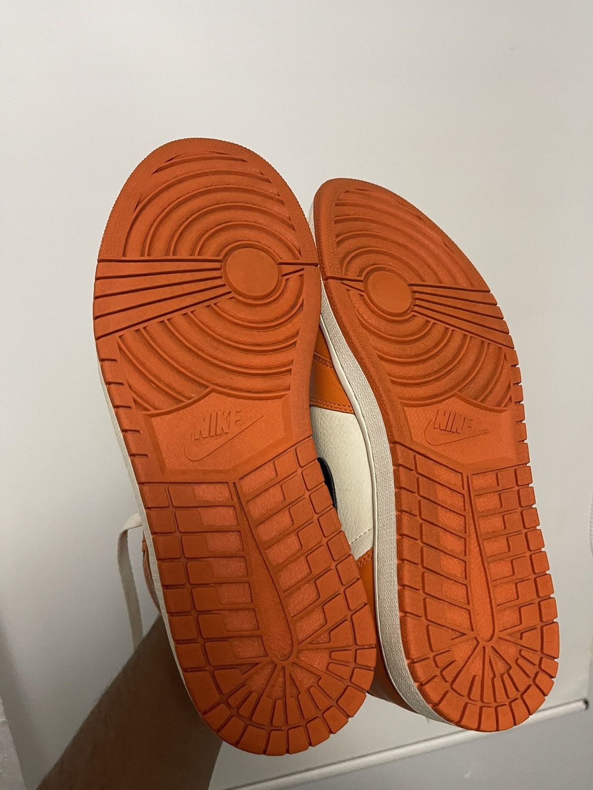 Jordan Brand Jordan 1 Reverse Shatterbackboard Size US 10.5 / EU 43-44 - 5 Thumbnail