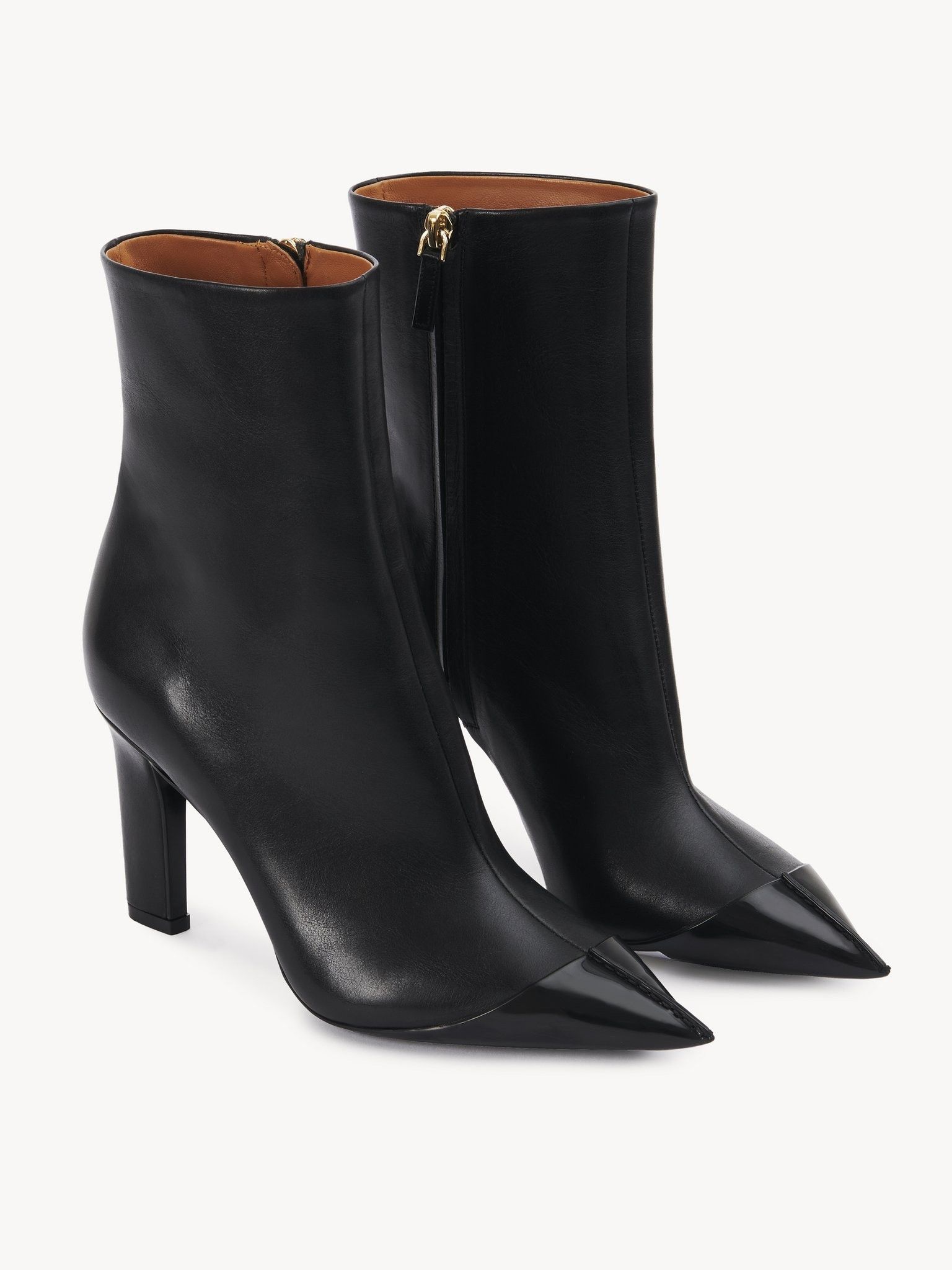 o1loc1c11025 Jade Ankle Boots in Black