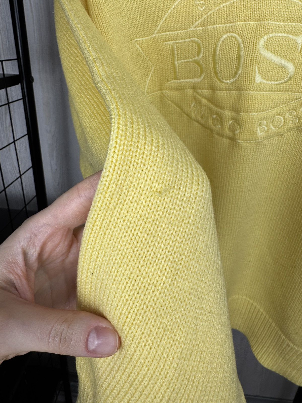 Hugo Boss Vintage Hugo Boss Knit Sweater Pullover Embroidered Big Logo Size US M / EU 48-50 / 2 - 9 Thumbnail