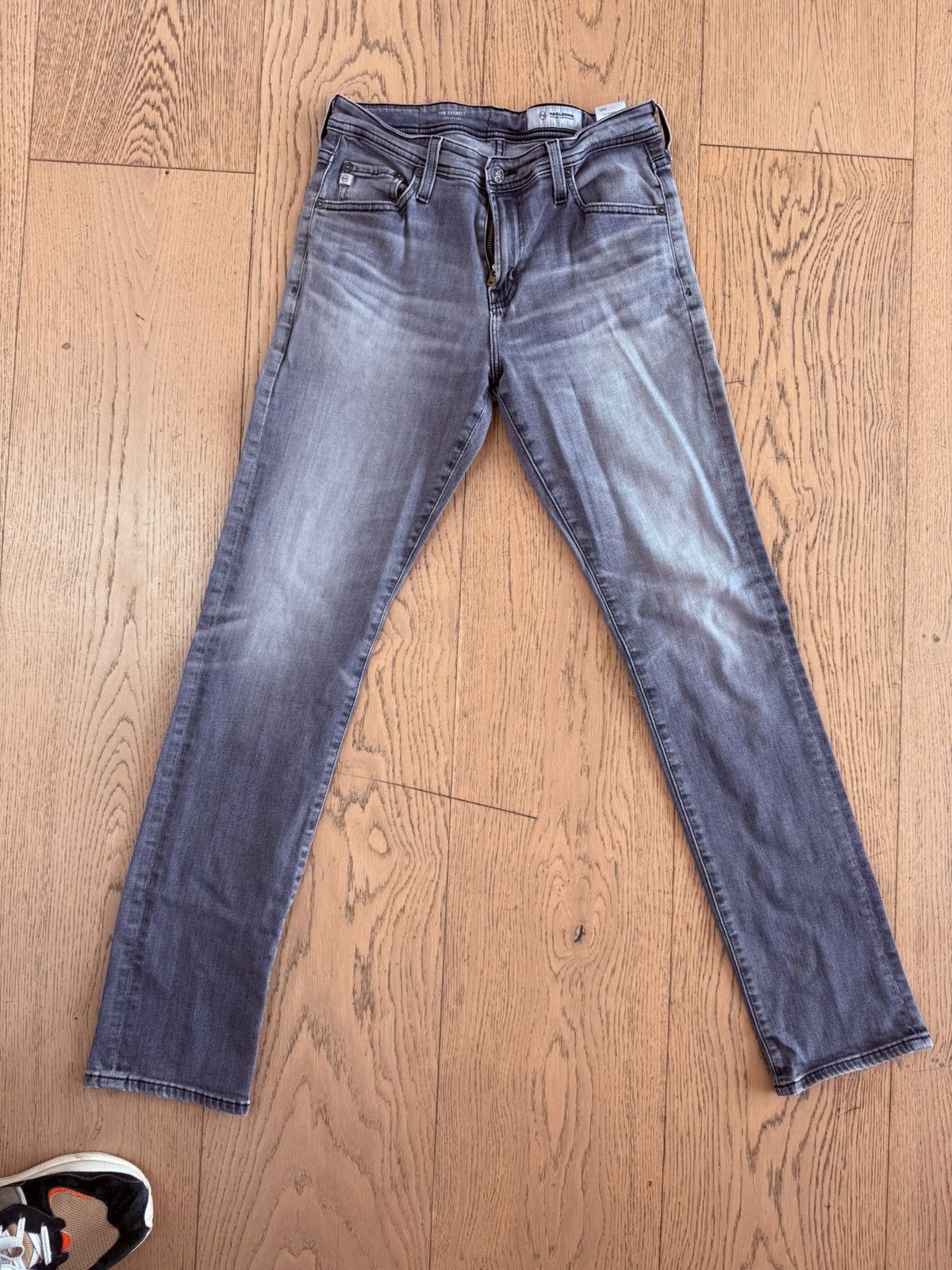 AG Adriano Goldschmied Grey AG Denim “The Everett” Tailored fit Size US 30 / EU 46 - 1 Thumbnail