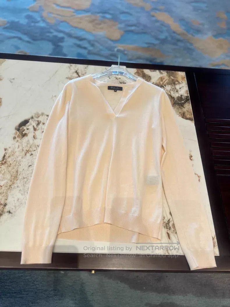 Loro Piana Loro Piana Scissor Collar 100% Cashmere Sweater Size XS / US 0-2 / IT 36-38 - 3 Thumbnail