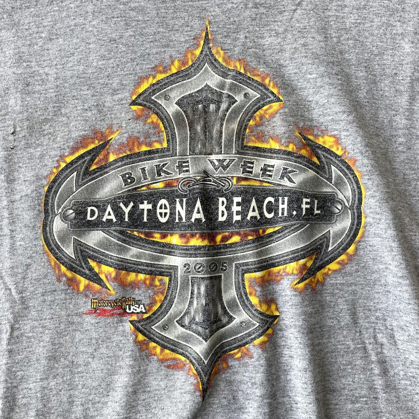 Hanes VINTAGE Daytona Beach Bike Week Shirt Mens Large Gray 2005 Motorcycle Event Flame Tee Size US L / EU 52-54 / 3 - 2 Thumbnail
