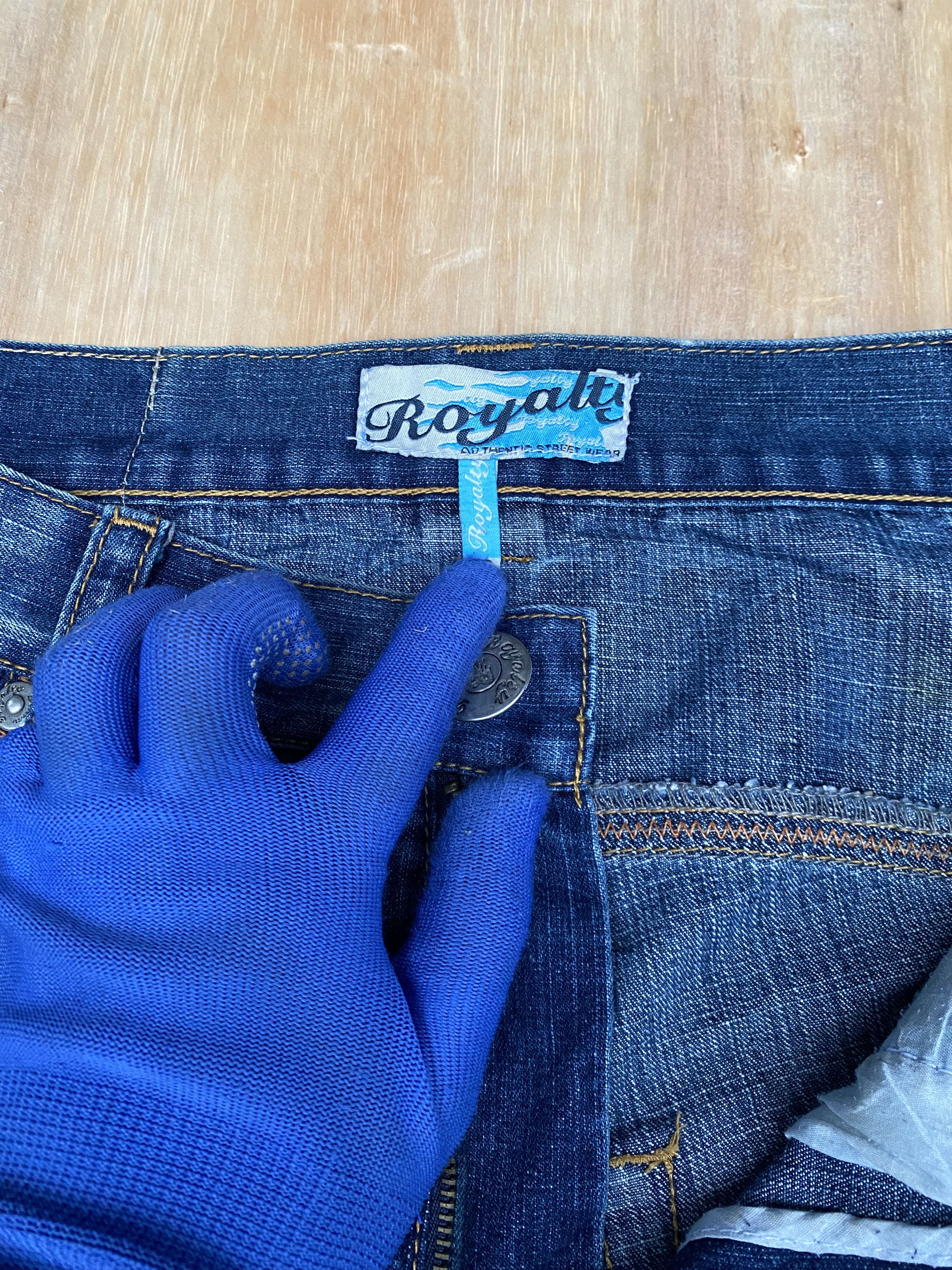 Fubu × JNCO Royalty No 5 Painted Baggy Wide Multipocket jean W33x33 Size US 33 - 8 Thumbnail
