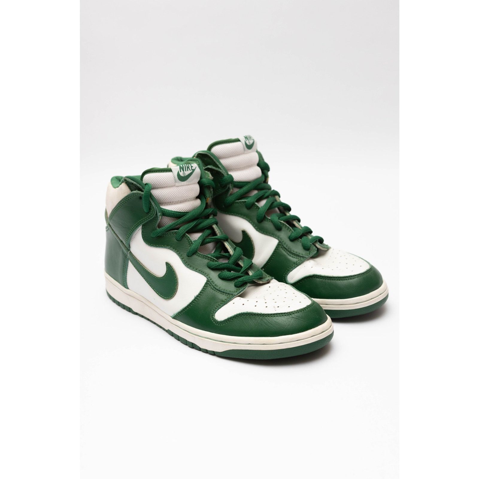 Nike Nike Dunk High Celtics 2003 Size US 12 / EU 45 - 1 Thumbnail