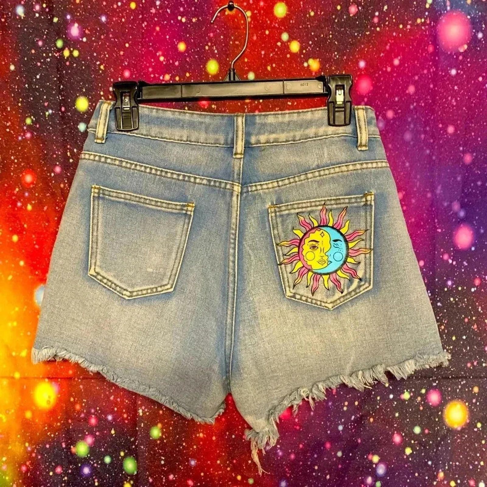 Romeo Gigli Retro Sun Graphic Denim Shorts Size 28" / US 6 / IT 42 - 1 Thumbnail