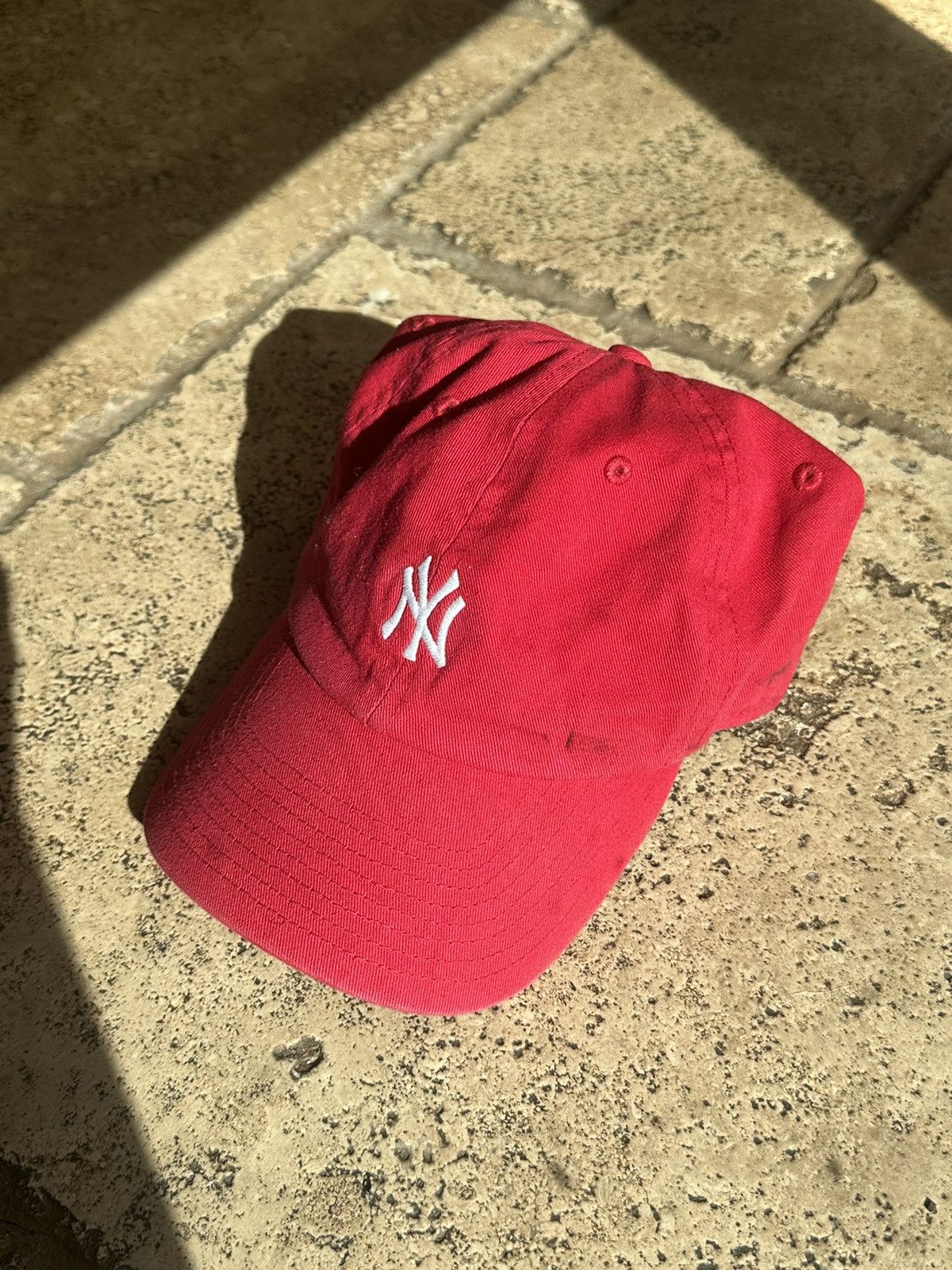 New York Yankees MLB New York Yankees 47 Brand Adjustable Hat Cap Size ONE SIZE - 1 Thumbnail