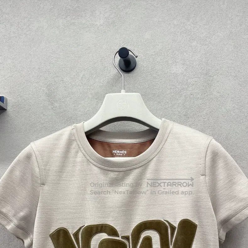 Hermes Hermes Beige short-sleeve T-shirt with velvet lettering pr Size XXS / US 00 / IT 34 - 4 Thumbnail