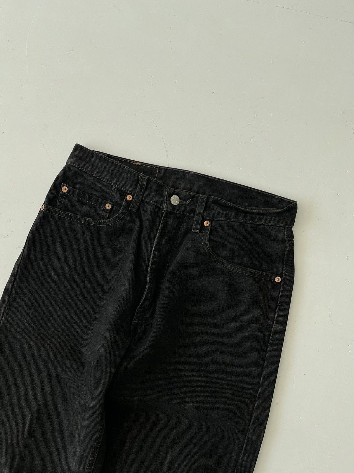 Levi's × Levi's Vintage Clothing Vintage Levi’s 505 classic jeans perfect regular fit Y2K 90s Size US 32 / EU 48 - 4 Thumbnail
