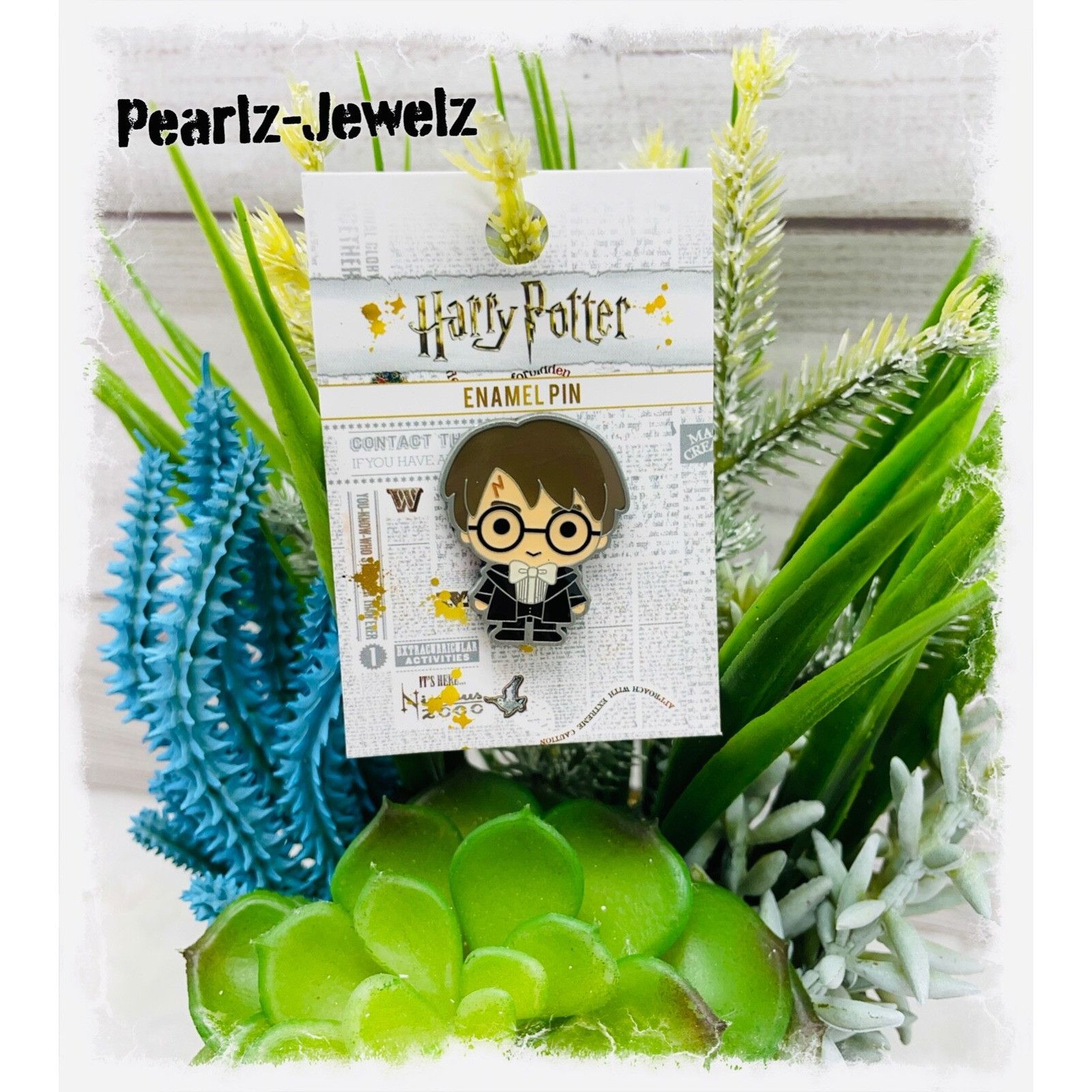 Other Loungefly Harry Potter Yule Chibi 1.25" Enamel Trading Pin N Size ONE SIZE - 1 Preview