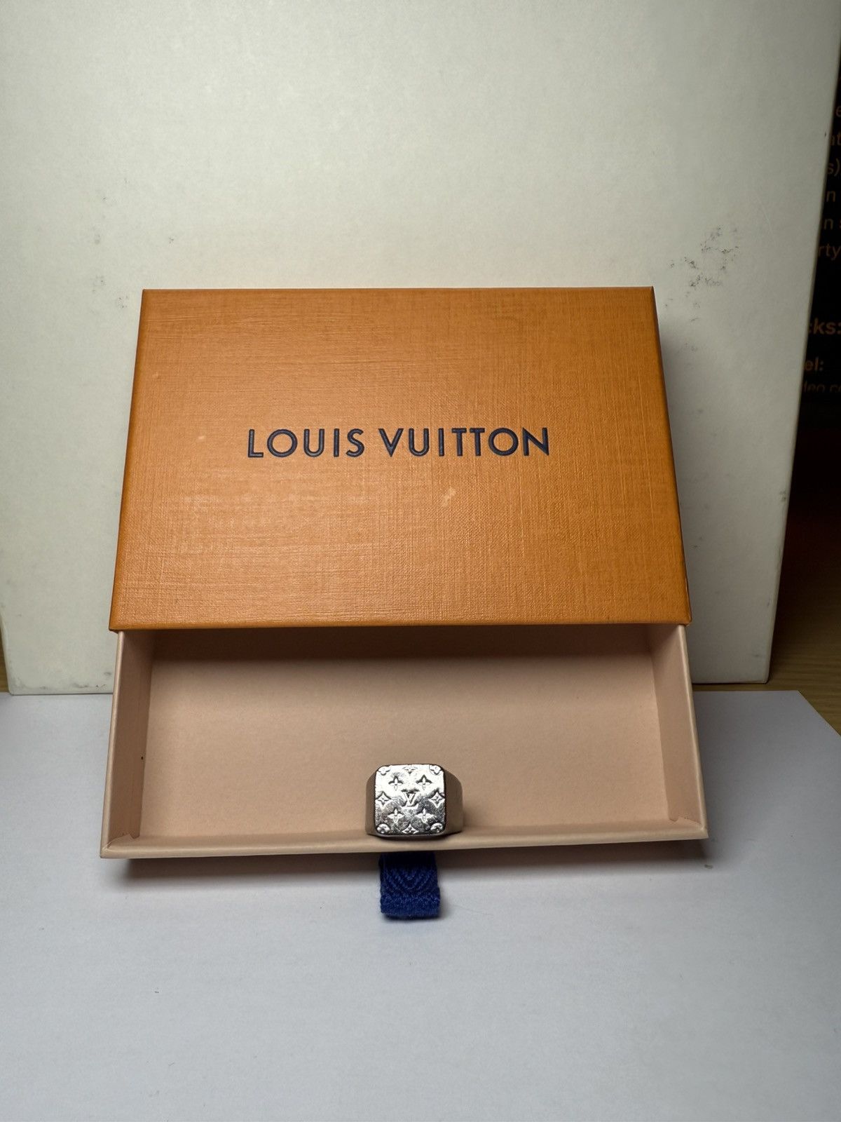 Louis Vuitton Louis Vuitton Signet Ring Size ONE SIZE - 9 Thumbnail