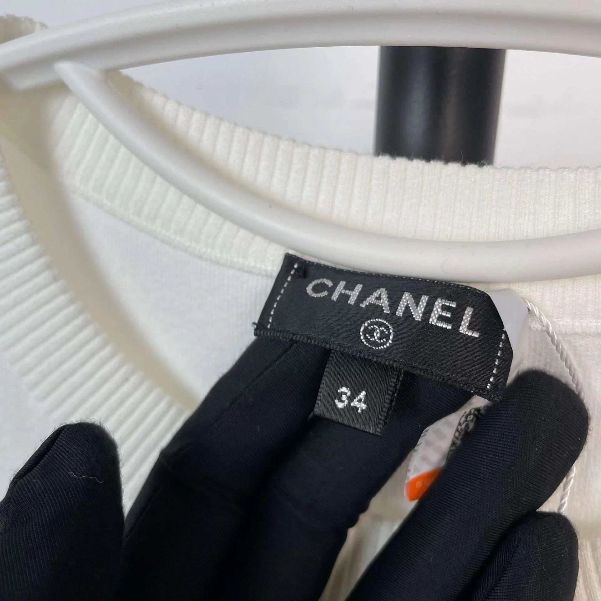 Chanel Chanel 95 New 3D Water Drop White SS Top 34 Size XS / US 0-2 / IT 36-38 - 3 Thumbnail