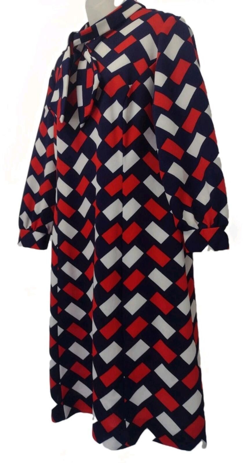 Handmade VTG 70s Gracie Square Geo Print Polyester Dress XL Tie Neck Size XL / US 12-14 / IT 48-50 - 2 Thumbnail