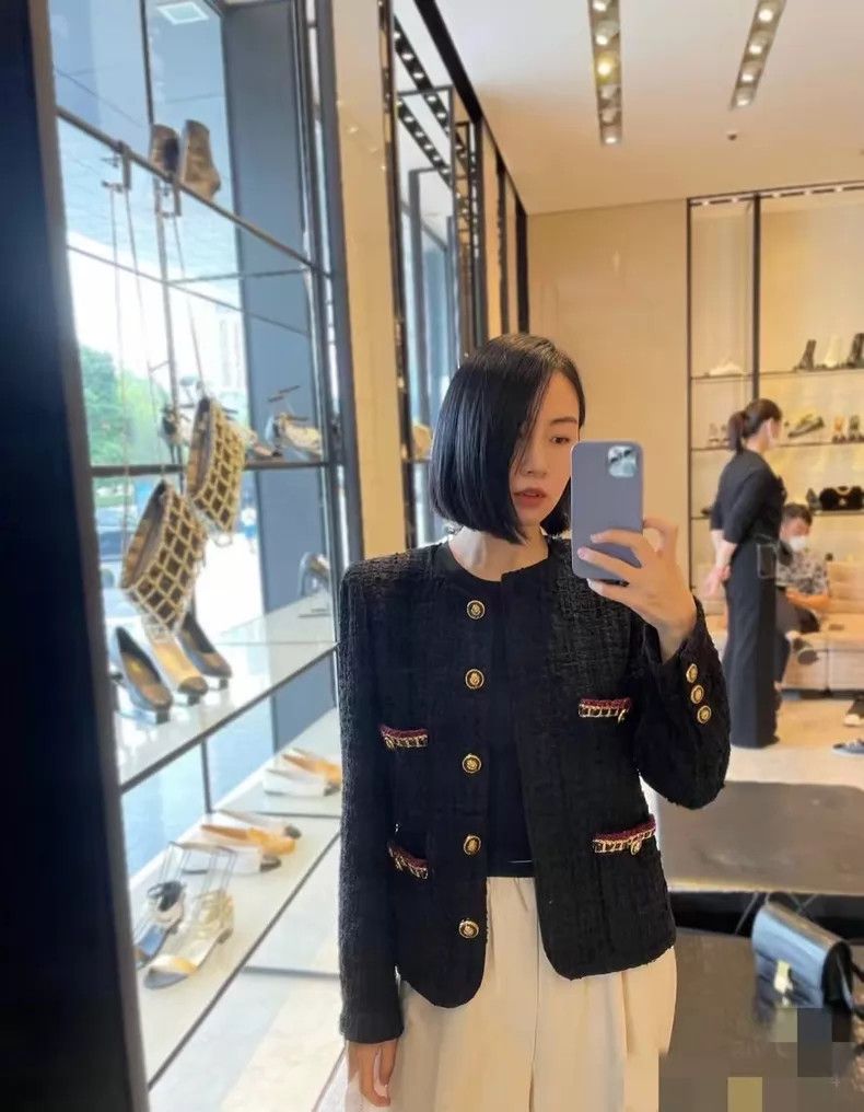 Chanel Chanel Knitted coat Size XS / US 0-2 / IT 36-38 - 8 Thumbnail