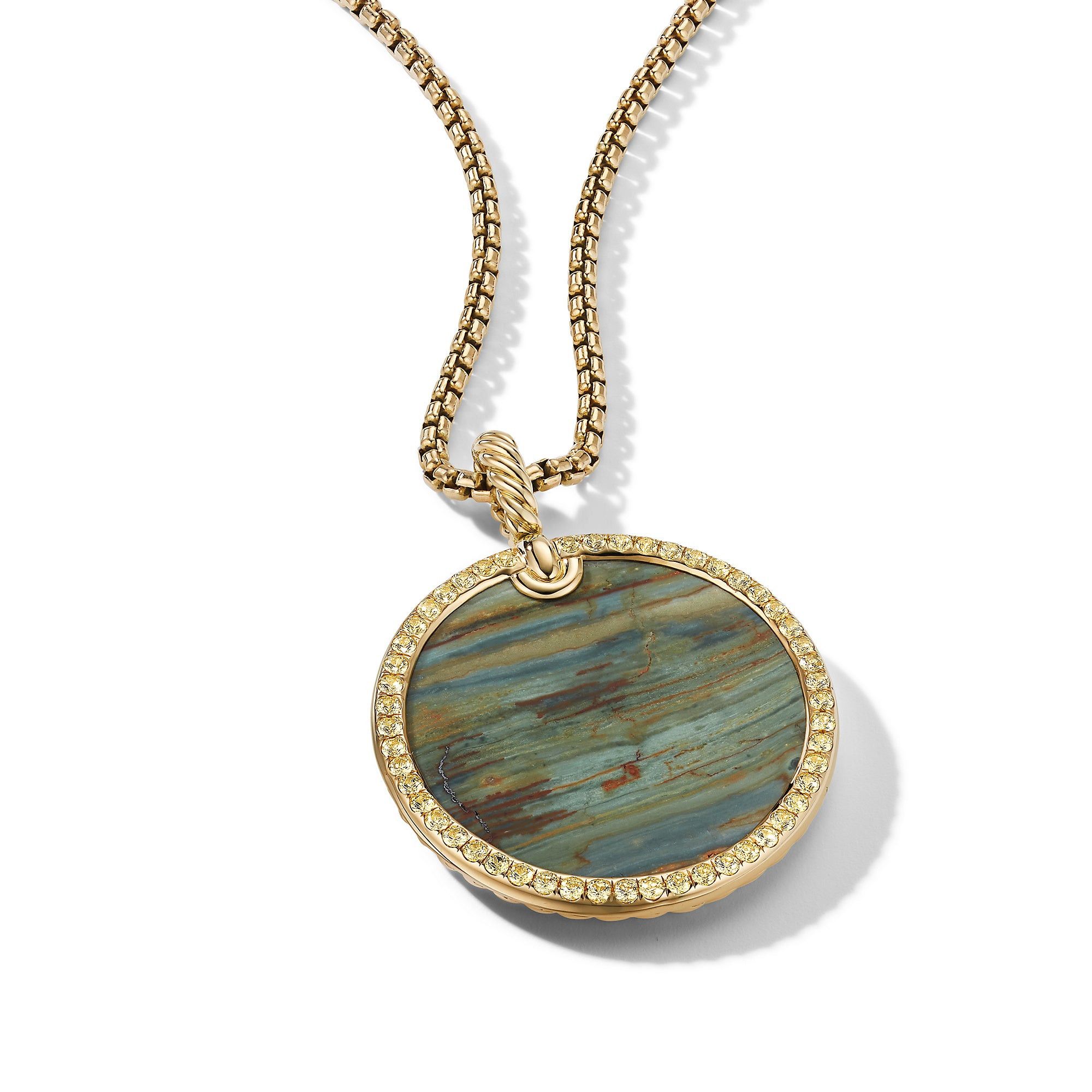 o1w1db10525 D17025 Pendant in 18K Yellow Gold with Bogwood