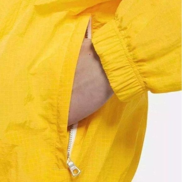Nike Nike NRG MII Hooded Track Jacket Opti Yellow NWT Size US M / EU 48-50 / 2 - 6 Thumbnail