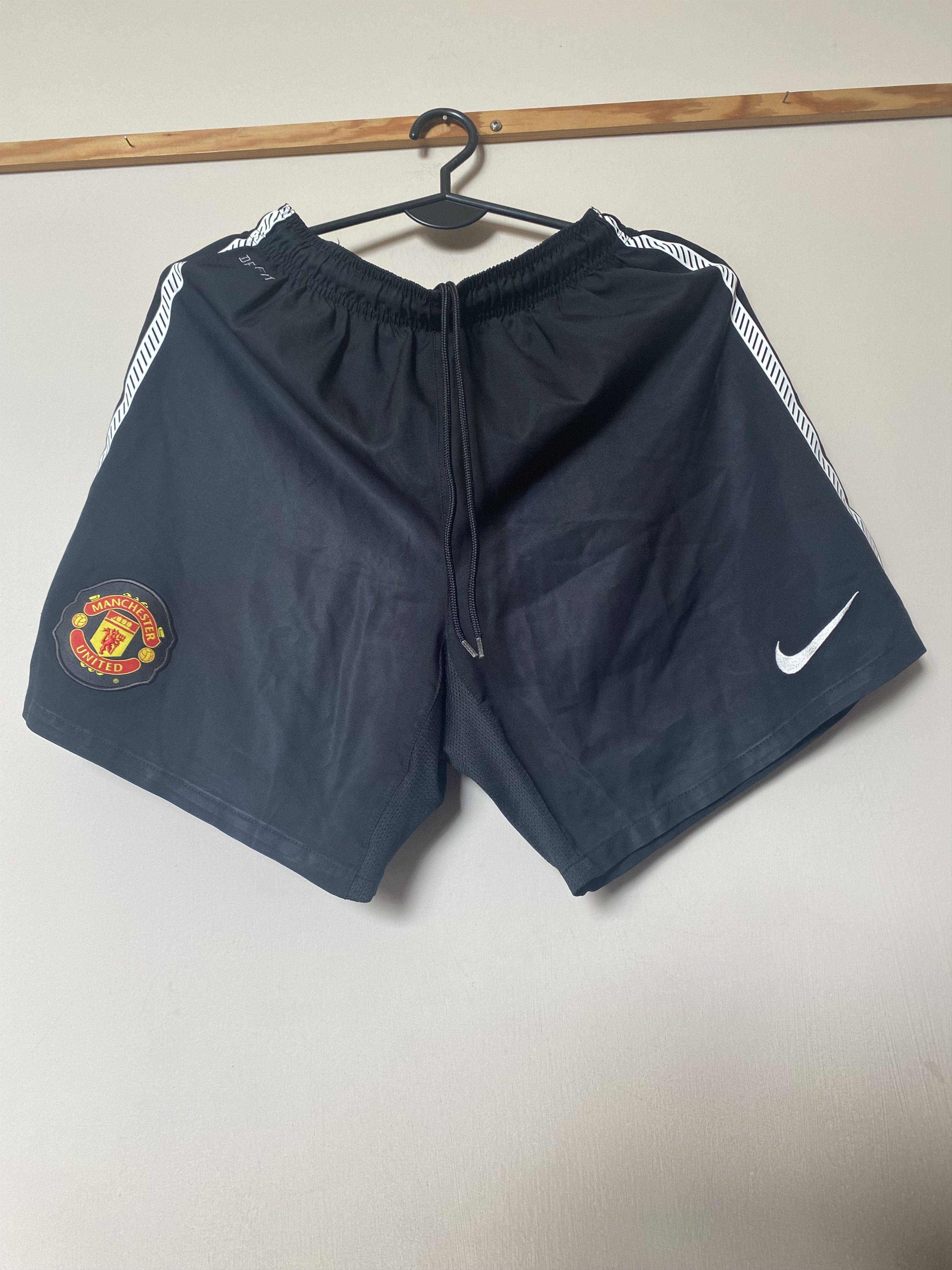 Nike MANCHESTER UNITED F.C. Shorts - Nike - S Size US 32 / EU 48 - 1 Thumbnail
