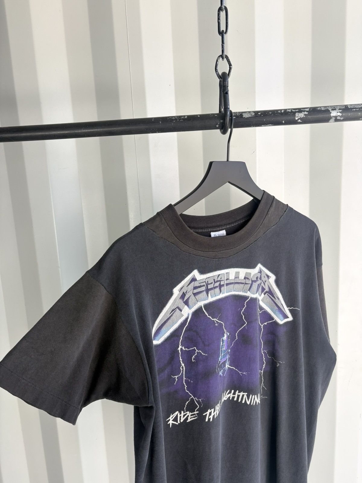 Band Tees Thrashed Metallica Repaired Distressed Faded Shirt GRUNGE Size US XL / EU 56 / 4 - 1 Thumbnail