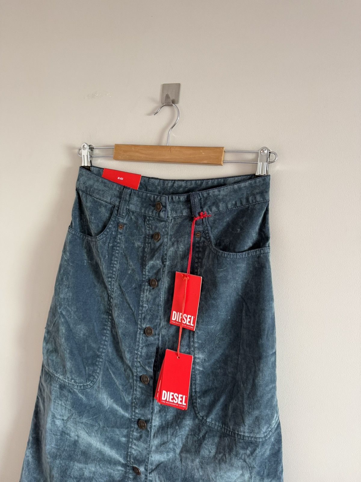 Diesel Diesel Velvet Midi Skirt Size 25" / US 0 / IT 36 - 2 Thumbnail