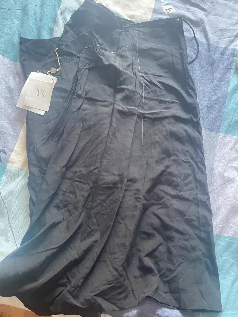 Other Y's Skirt Size 42" / US 20 - 1 Thumbnail