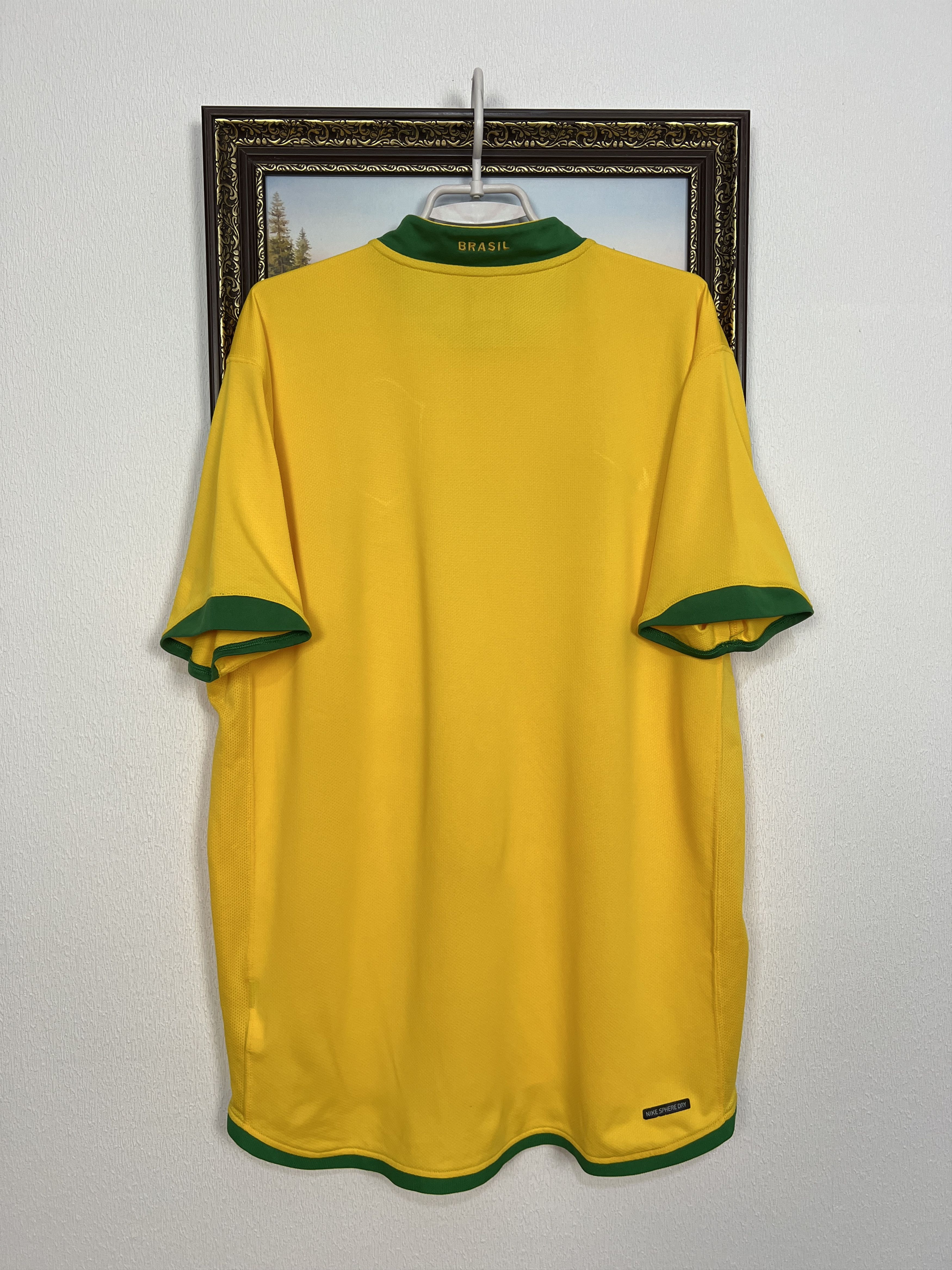 Nike Brazil Home football shirt Soccer Jersey Trikot National Size US XL / EU 56 / 4 - 7 Thumbnail