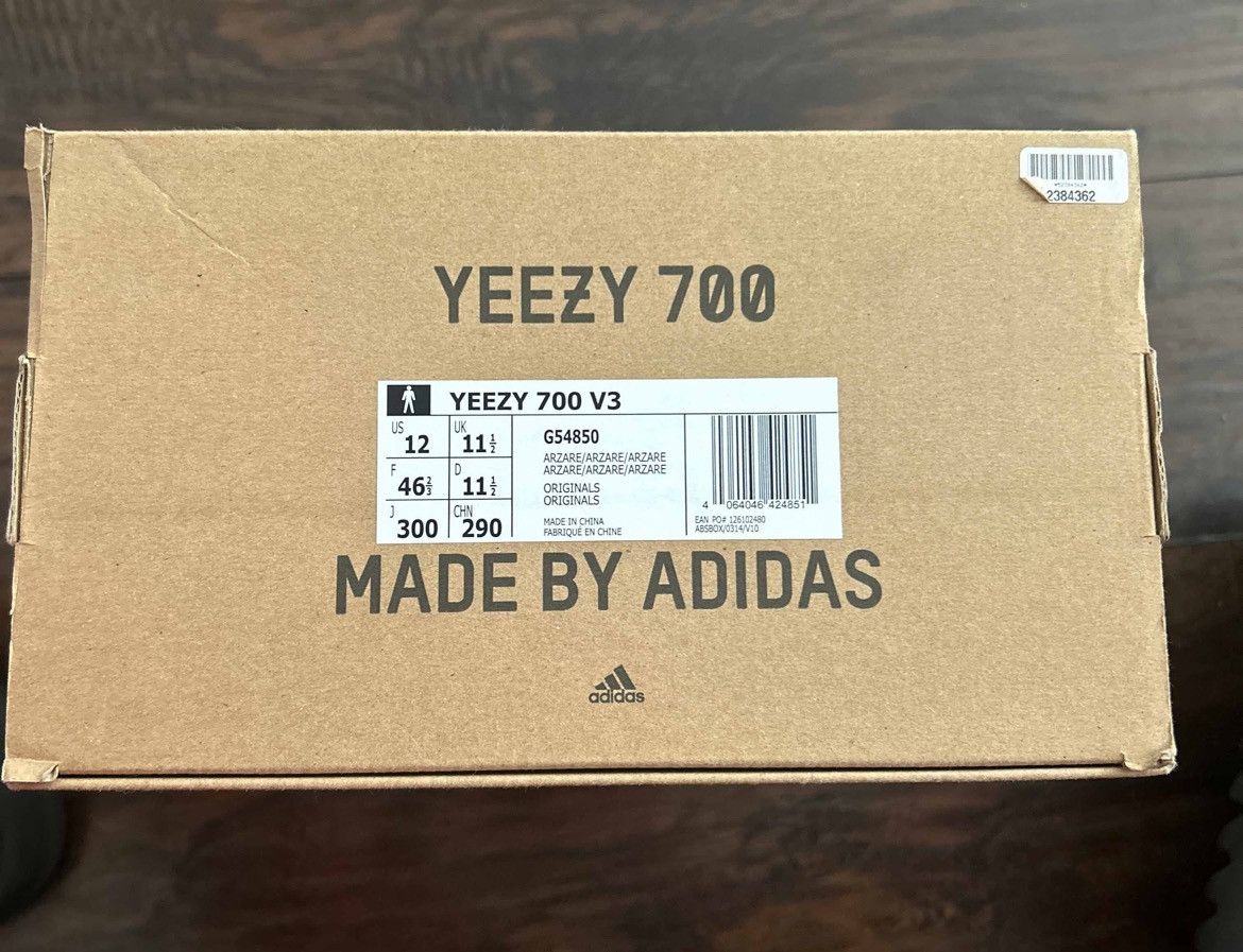 Yeezy Yeezy 700 v3 azareth Size US 12 / EU 45 - 6 Thumbnail