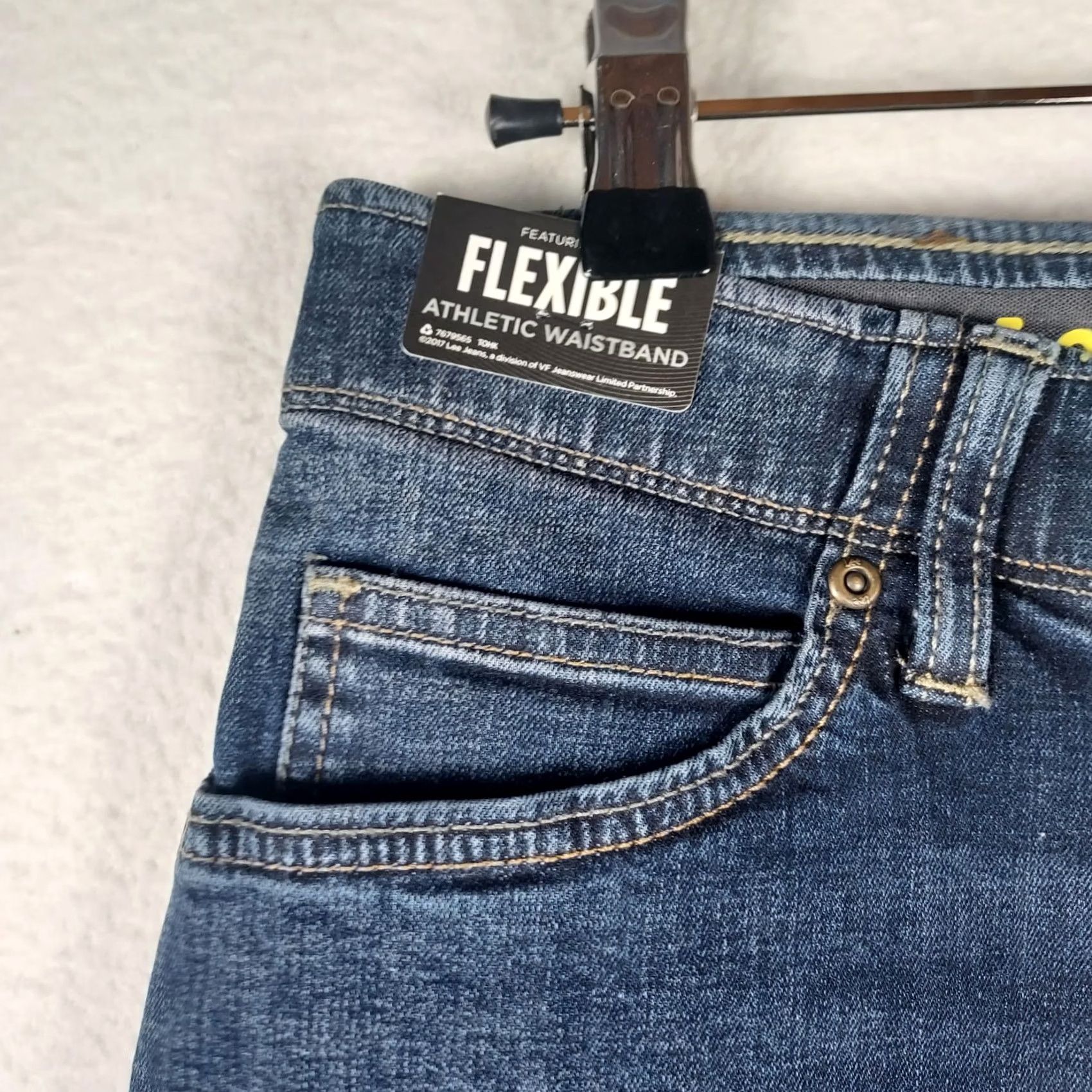Lee Lee X Treme Comfort Jeans Womens 16 Slim Straight Active Stretch NWT Blue Denim 5-Pocket Regular Button Womens Jeans Closeout NWT Size 38" / US 16 / IT 52 - 4 Thumbnail