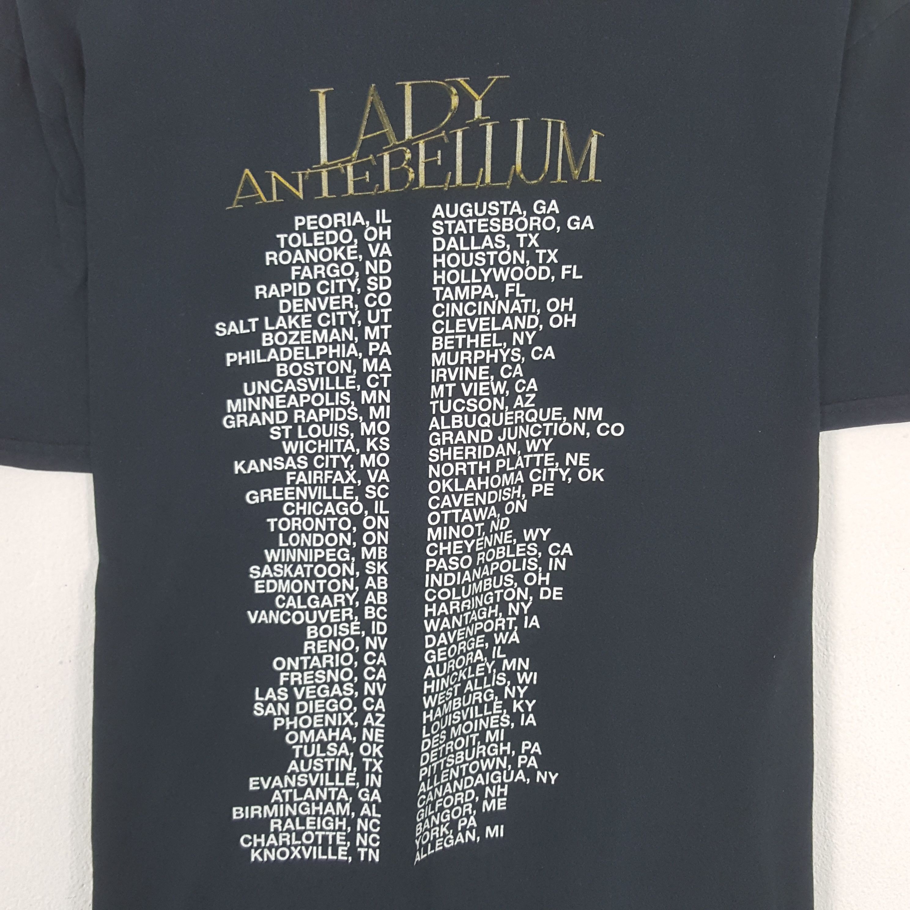 Band Tees Vintage Lady Antebellum Tour Tshirt Size US L / EU 52-54 / 3 - 4 Thumbnail