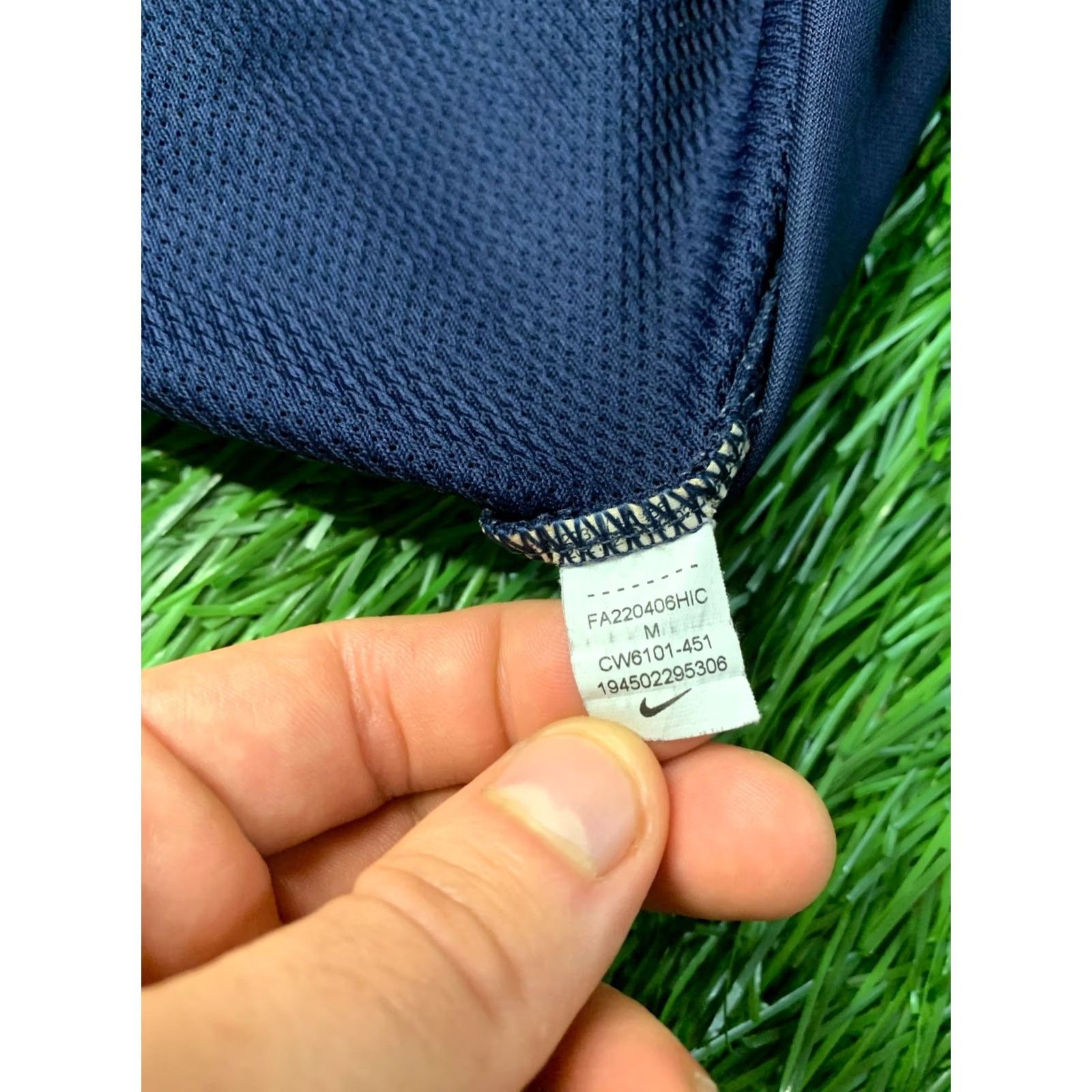 Nike Nike Academy Dri-Fit Shirt Mens M Navy Blue White Football Jersey T-Shirt 2022 Model Size US M / EU 48-50 / 2 - 5 Thumbnail