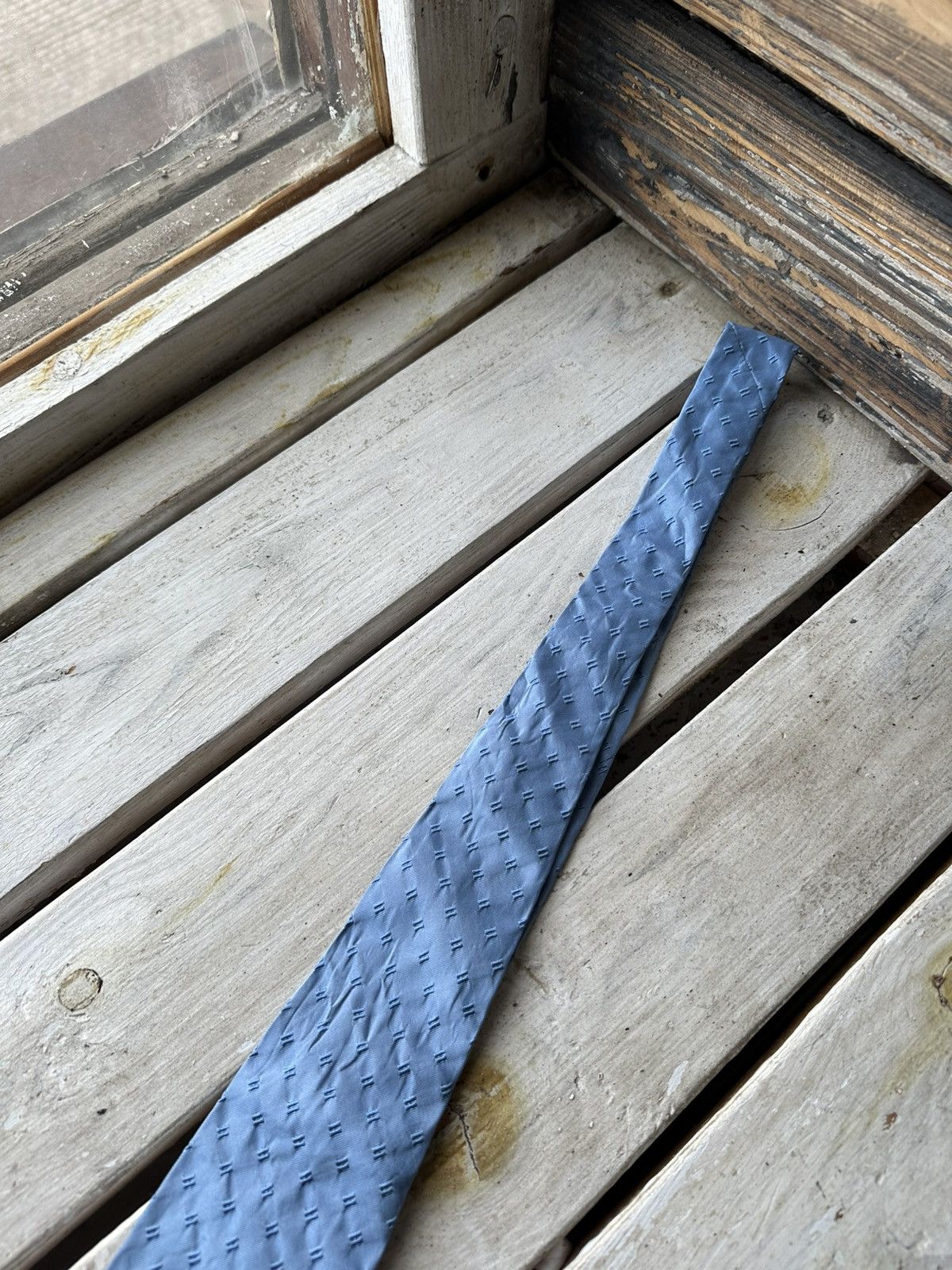 Hugo Boss 🚨Hugo Boss Tie LUXURY VINTAGE RARE OLD MONEY BASIC Size ONE SIZE - 3 Thumbnail