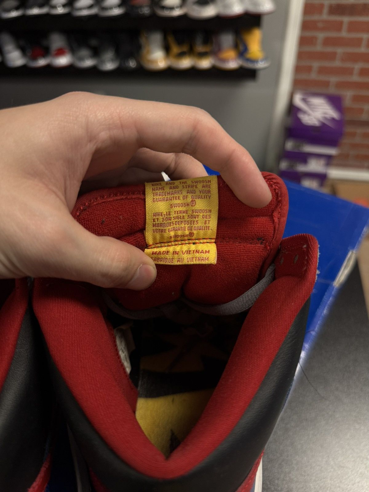 Nike Size 11 - Nike SB Dunk High Comic Boom Superman 305050-064 Size US 11 / EU 44 - 15 Thumbnail