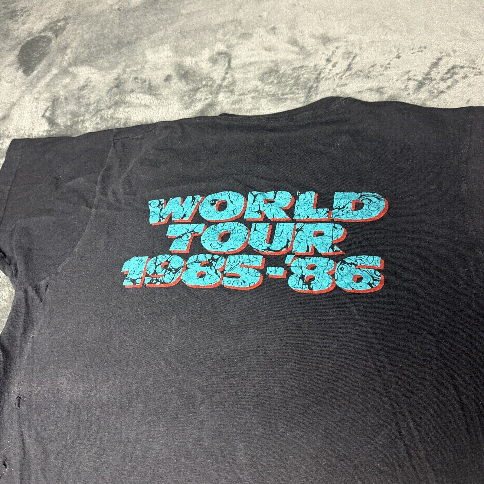 Other Heart Band T Shirt Vintage 1985 Screen Stars Size L Size US L / EU 52-54 / 3 - 16 Thumbnail