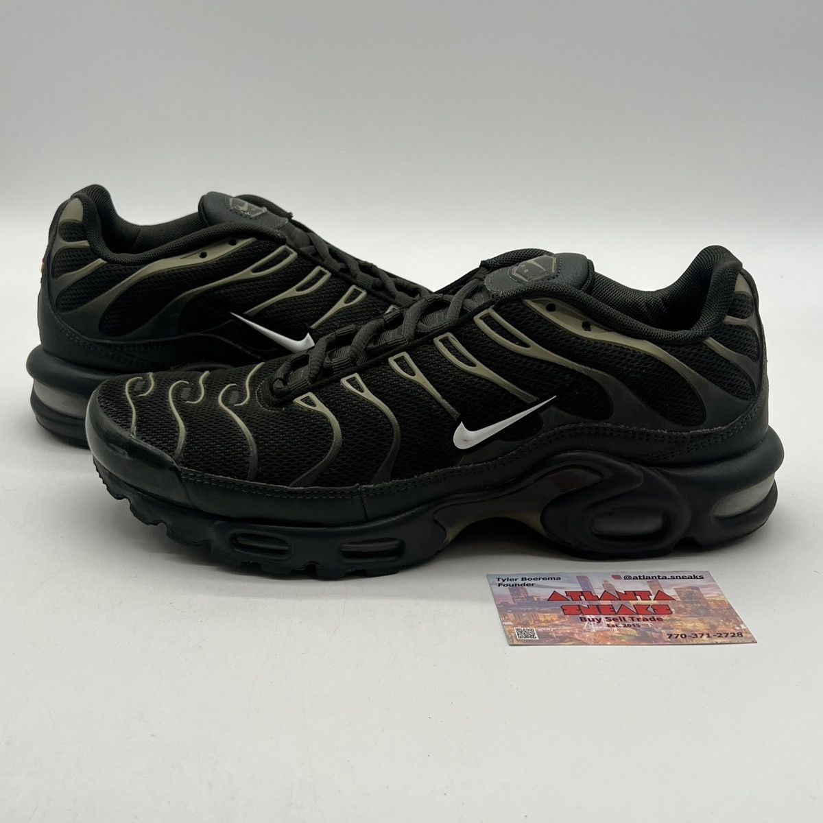 Nike Air max plus sequoia green Size US 9 / EU 42 - 1 Thumbnail