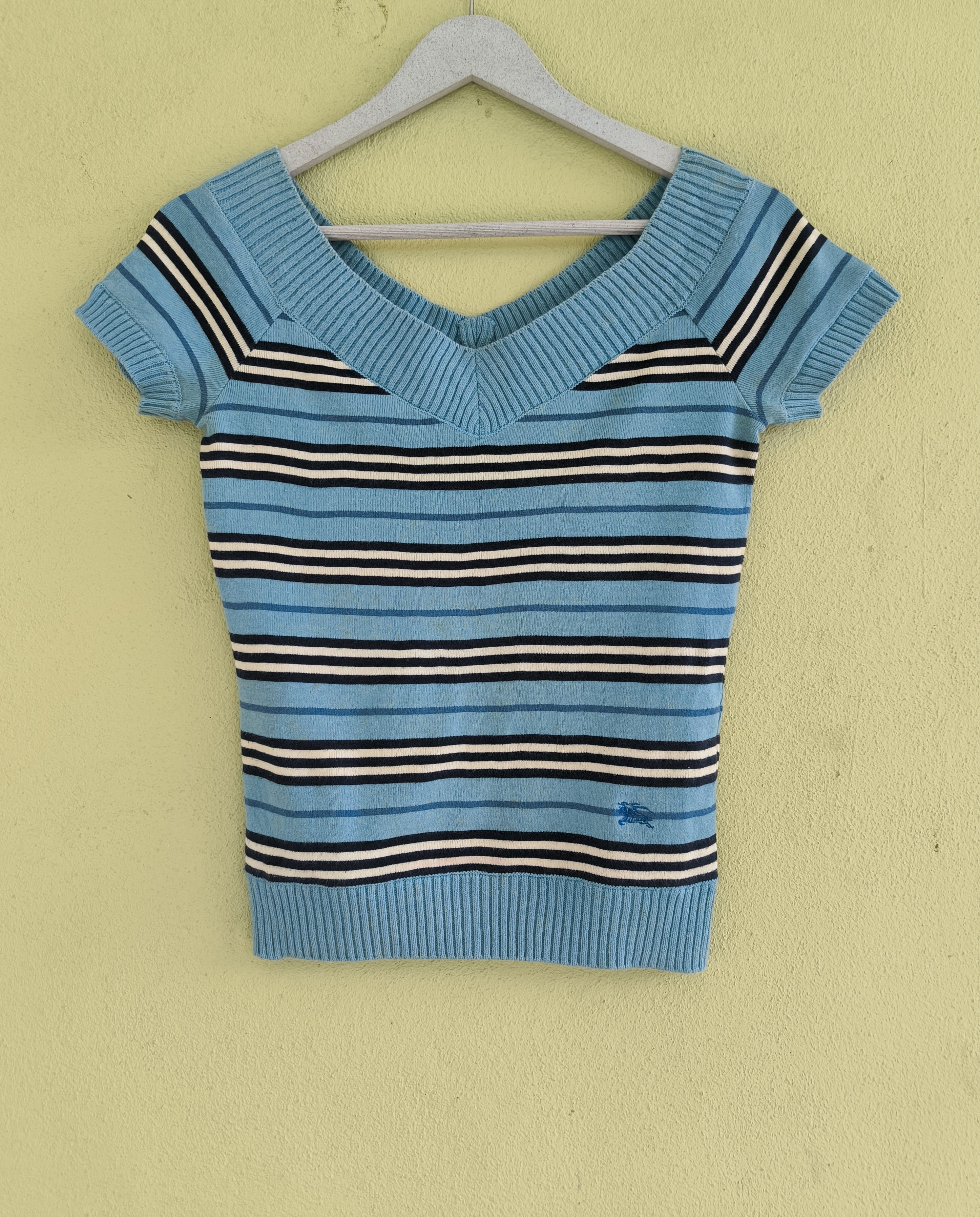 Burberry BURBERRY Blue Label striped v-neck short sleeve sweatshirt Size M / US 6-8 / IT 42-44 - 1 Thumbnail